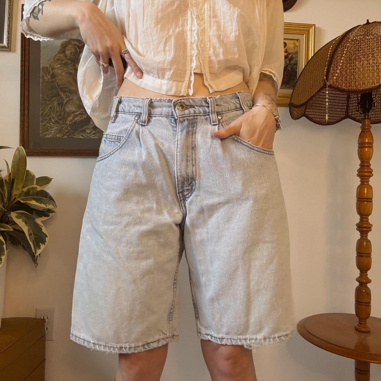 Levi’s silvertab baggy shorts (31”)