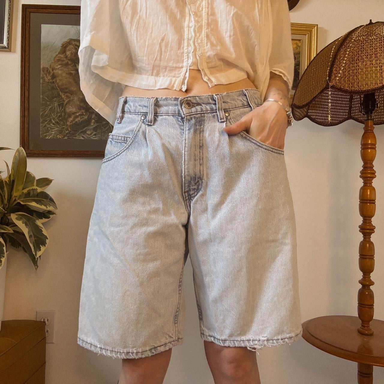 Levi’s silvertab baggy shorts (31”)
