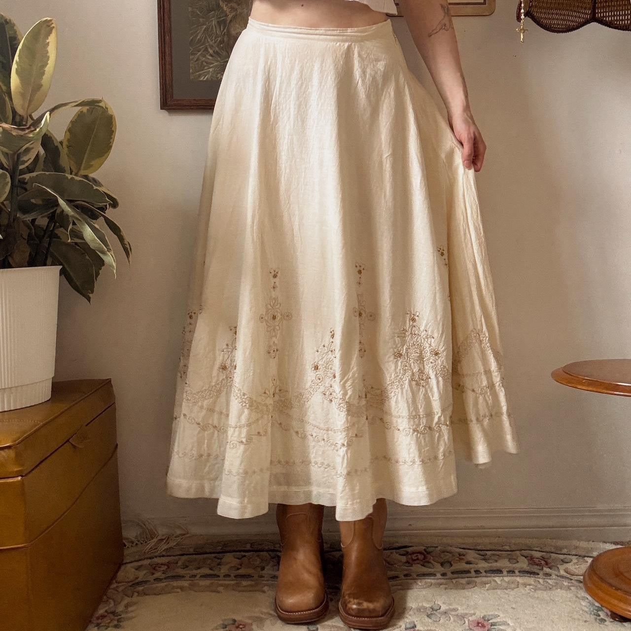Vintage cream maxi skirt (S)