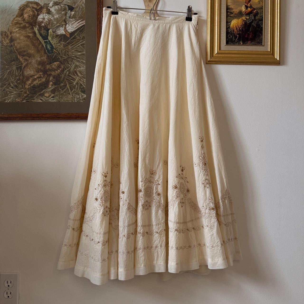 Vintage cream maxi skirt (S)