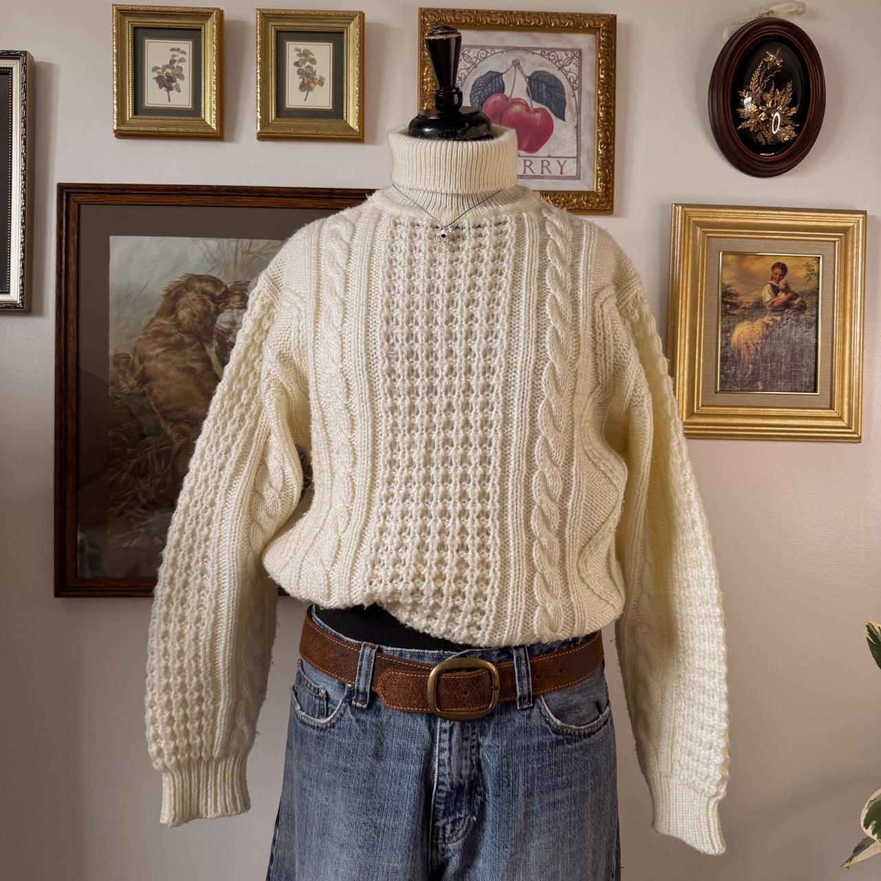 Cream cable knit turtleneck sweater (M)