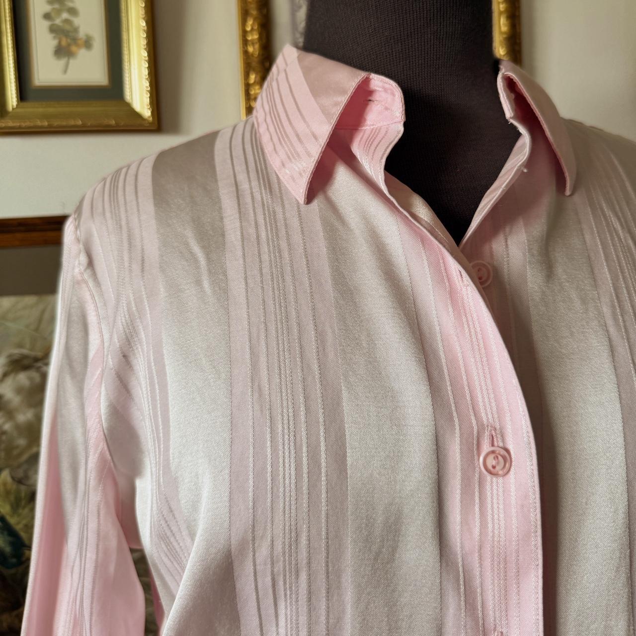Soft pink button up (M)