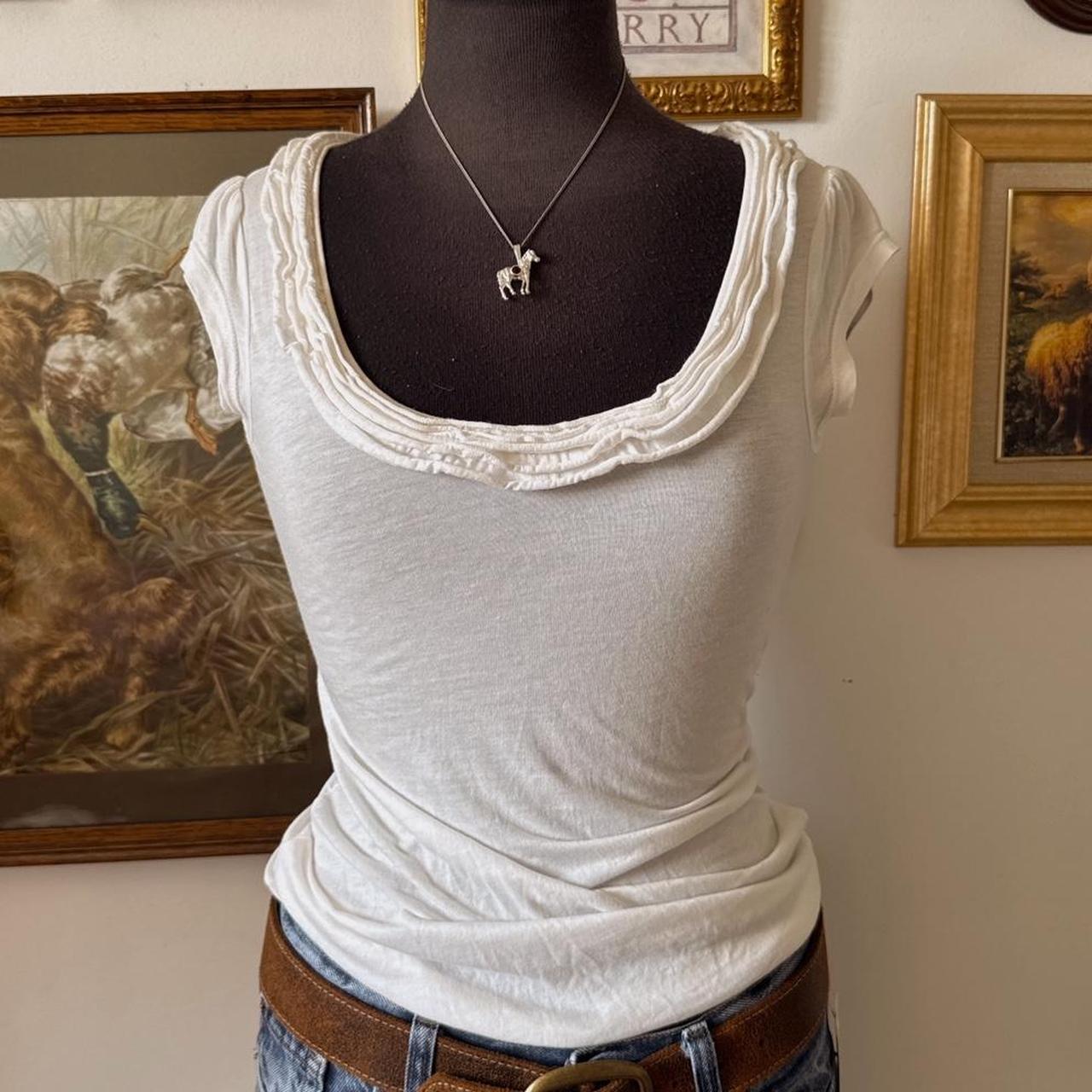 White scoop neck ruffle top (XS)