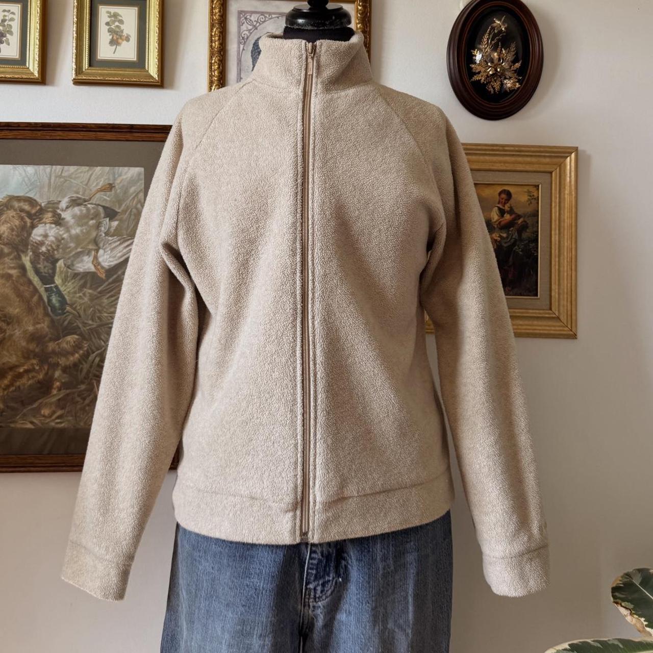 Cream zip up fleece (M)
