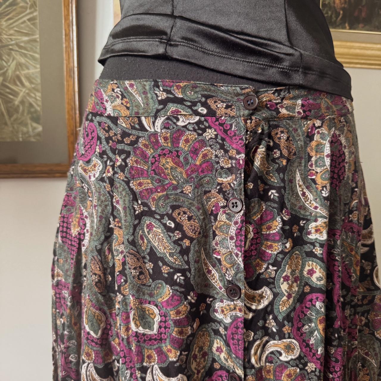 90s dark paisley maxi skirt (M)