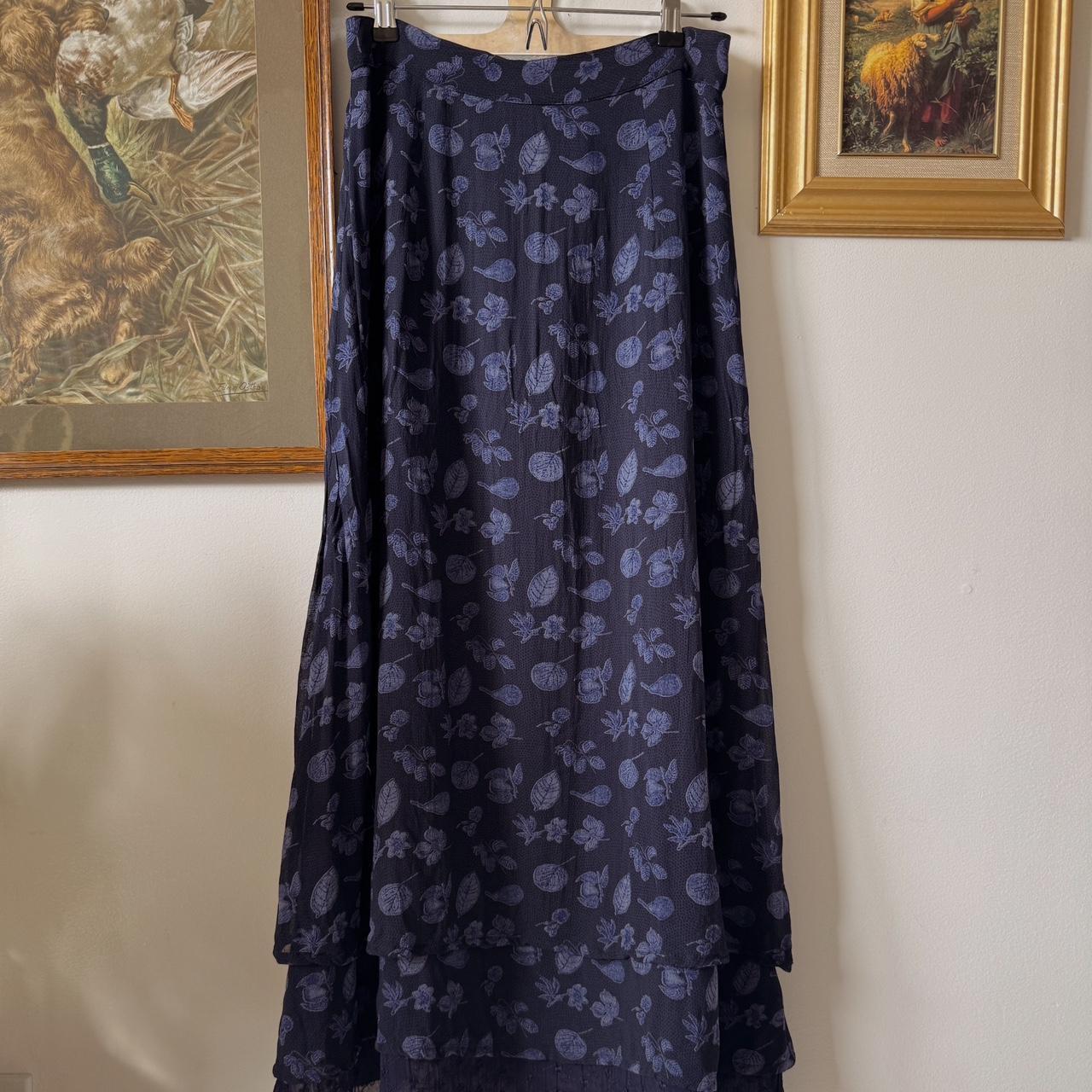 Vintage navy whimsical maxi skirt (L)