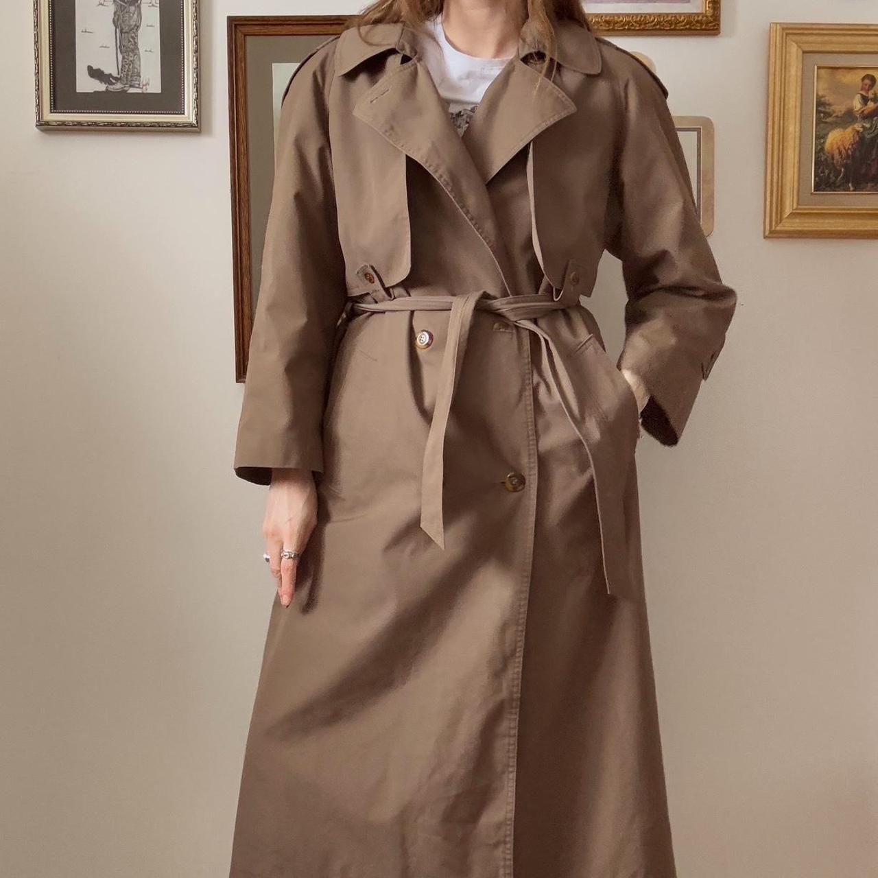 Vintage long trench coat (M)
