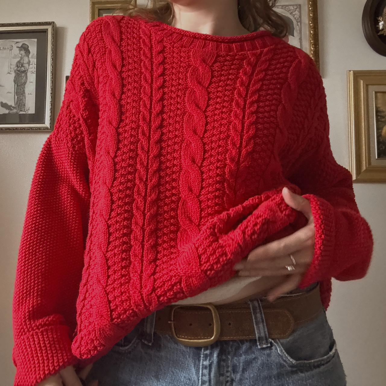 Red cable knit slouchy sweater (L)