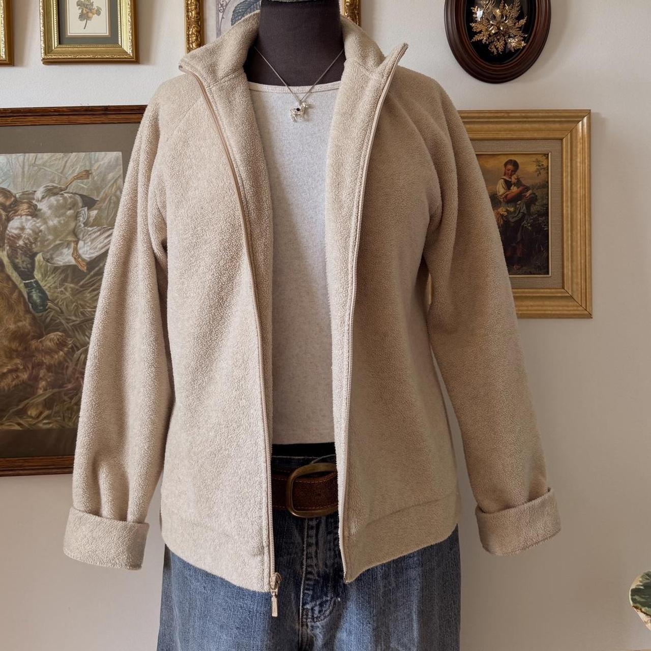 Cream zip up fleece (M)