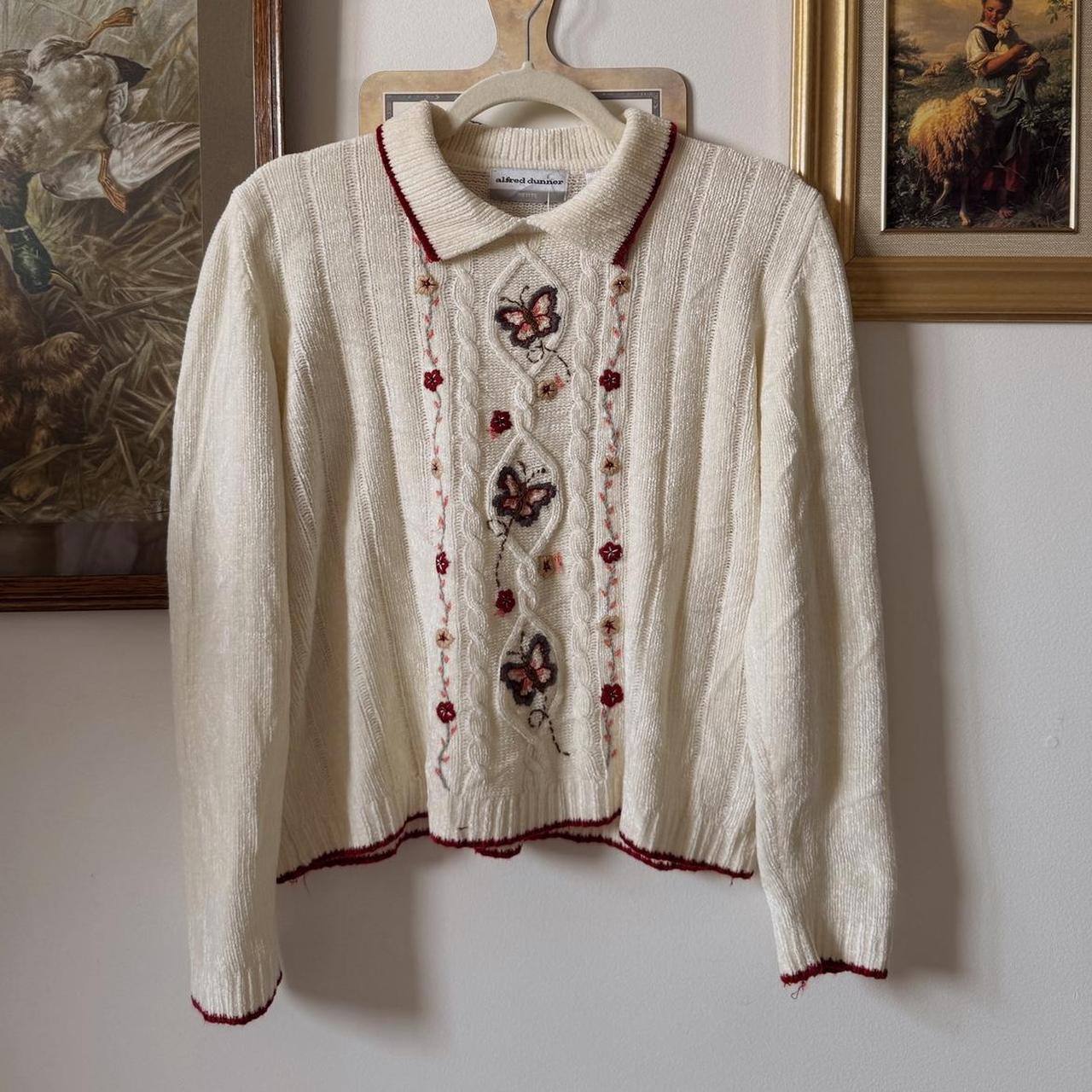 Cream butterfly sweater (S)