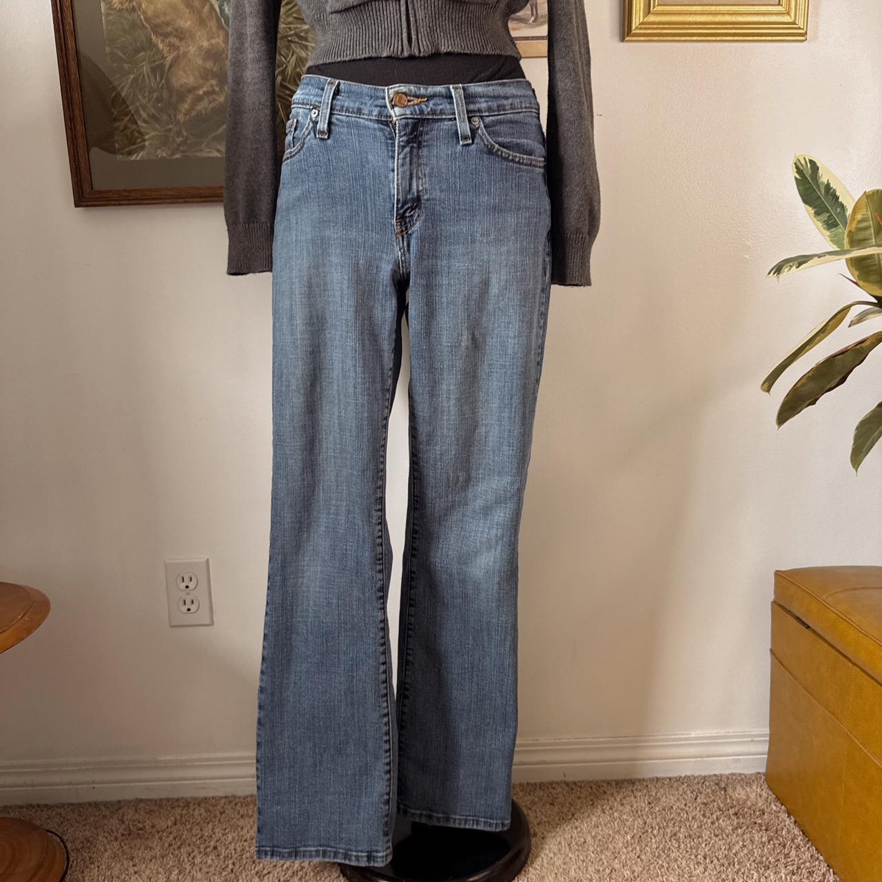 Levis bootcut jeans (S)