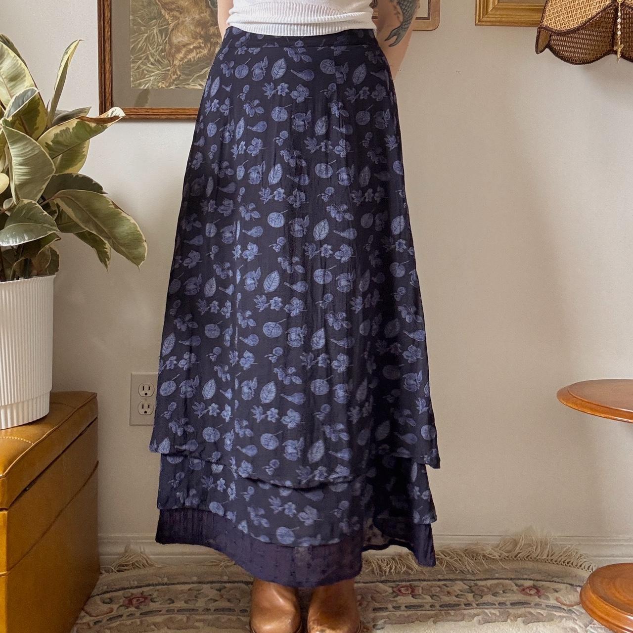 Vintage navy whimsical maxi skirt (L)