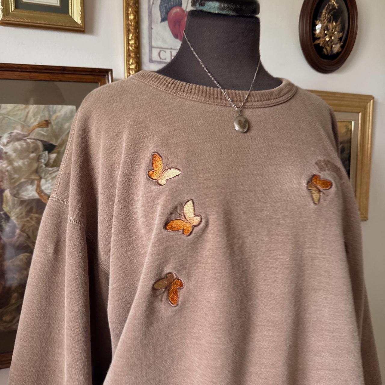 Cozy butterfly sweatshirt (XL)