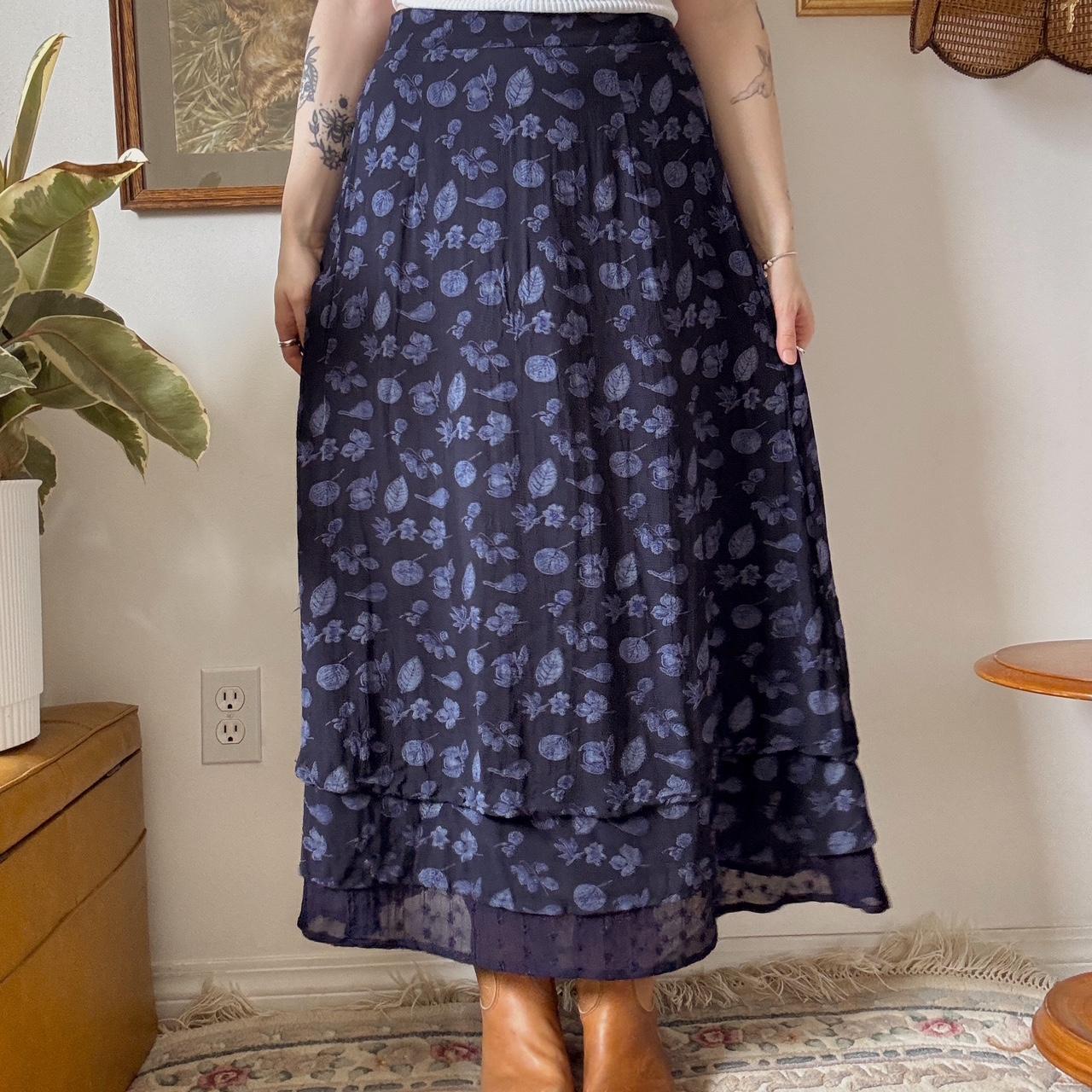 Vintage navy whimsical maxi skirt (L)