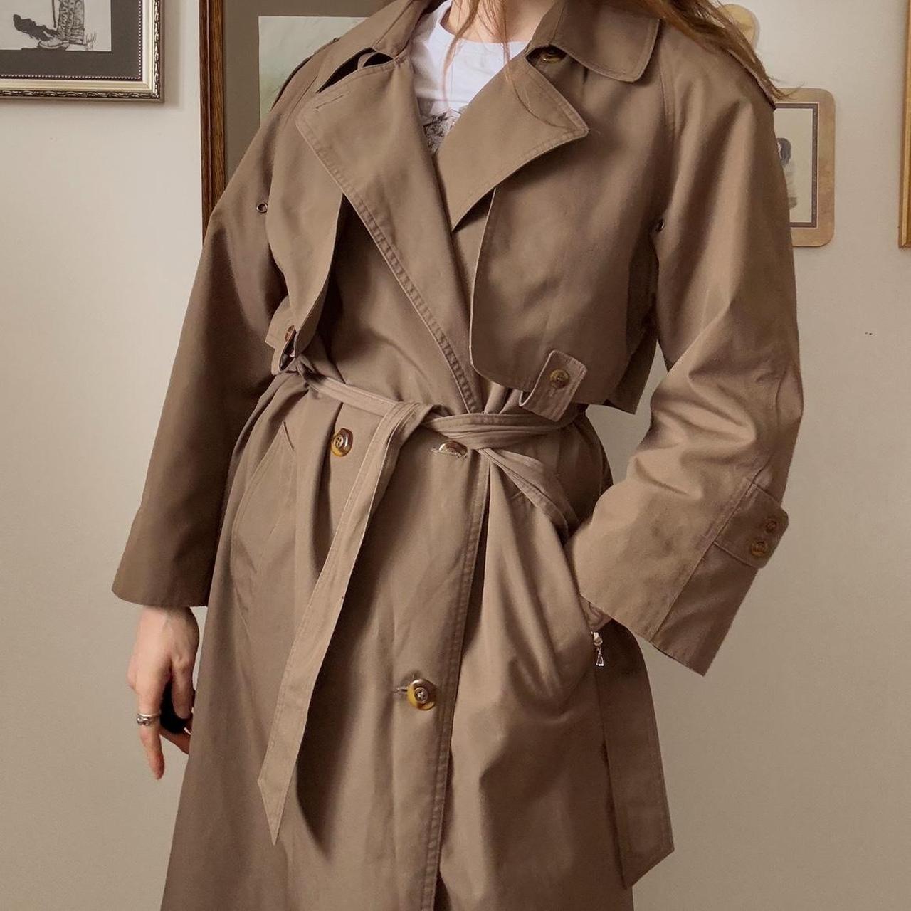 Vintage long trench coat (M)
