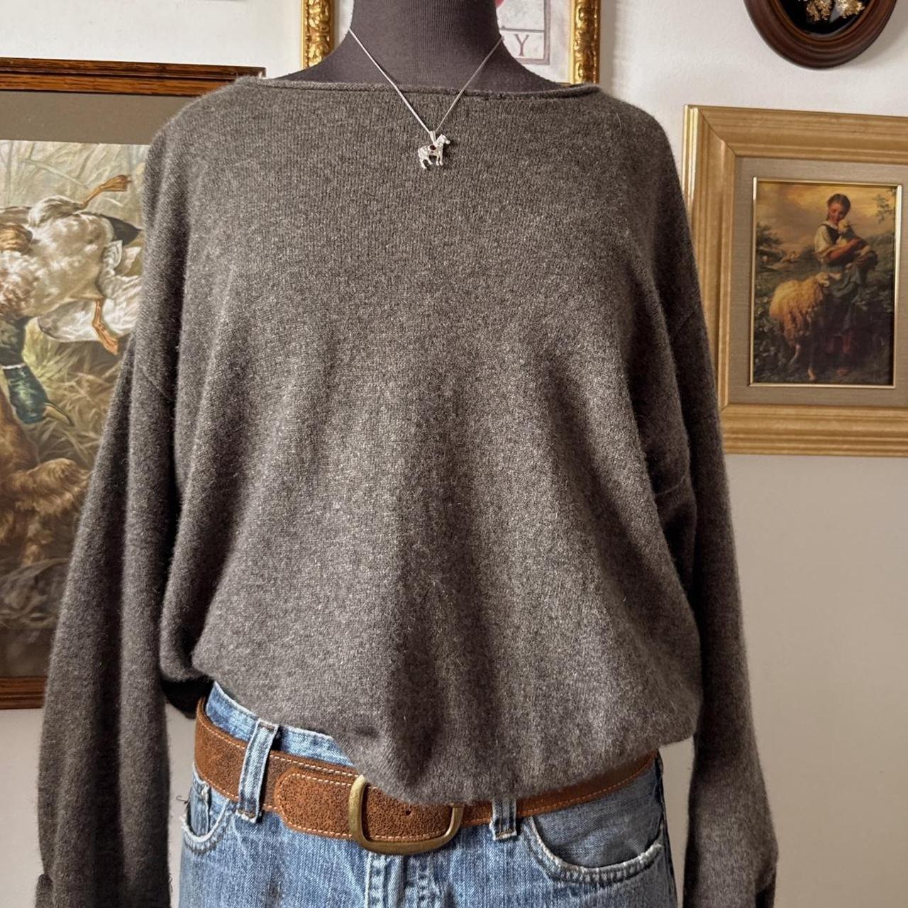 Slouchy boatneck cashmere sweater (S)