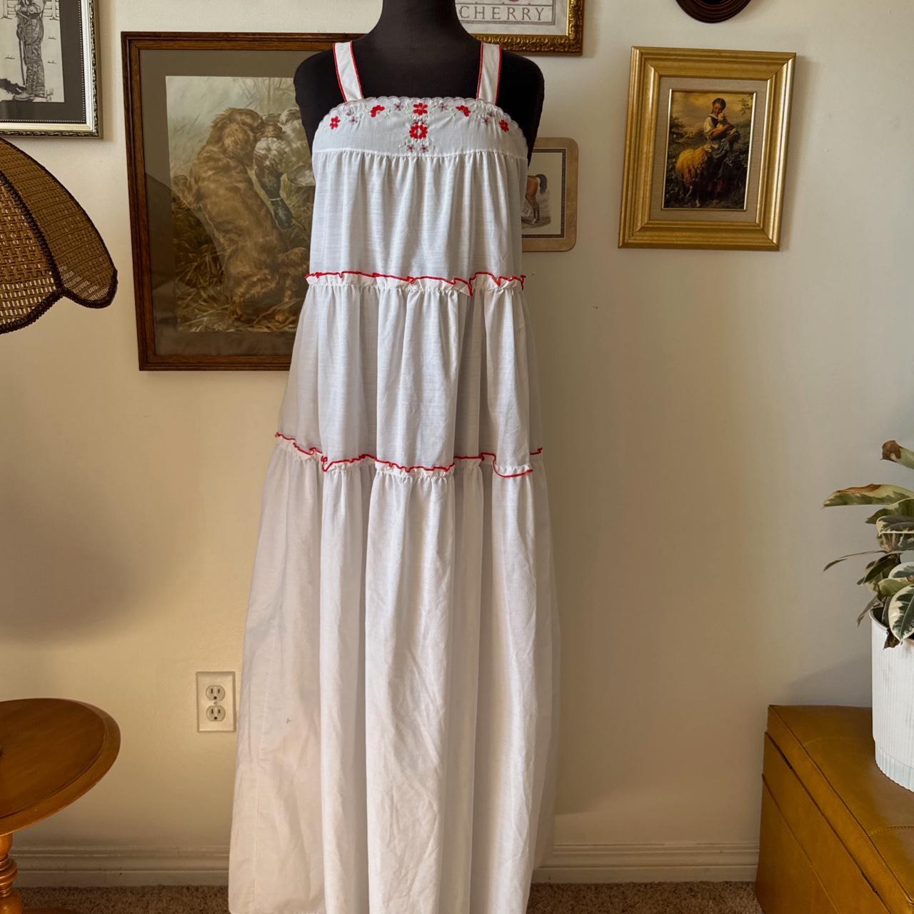 White prairie embroidered maxi dress (S)