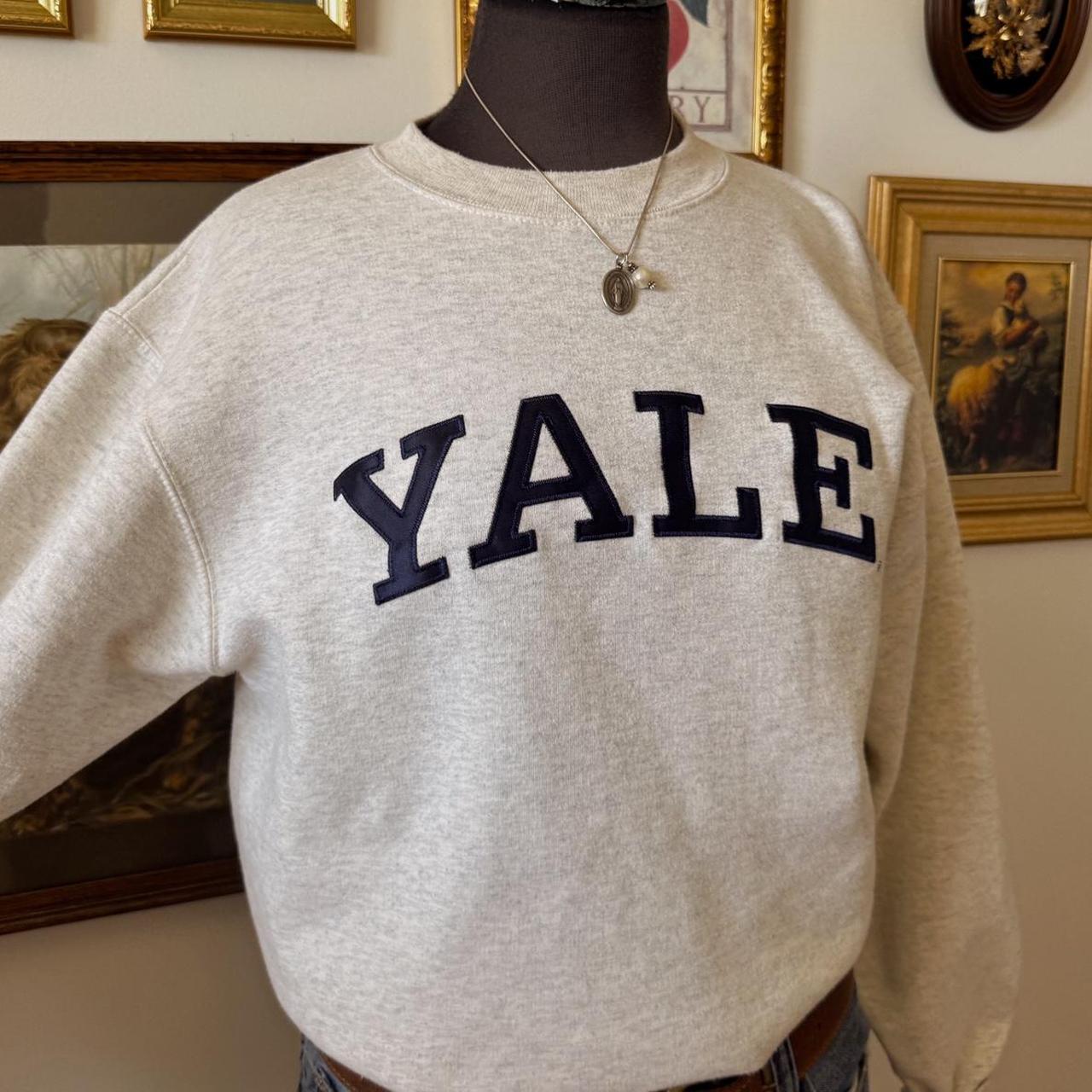 Grey Yale sweatshirt (S)