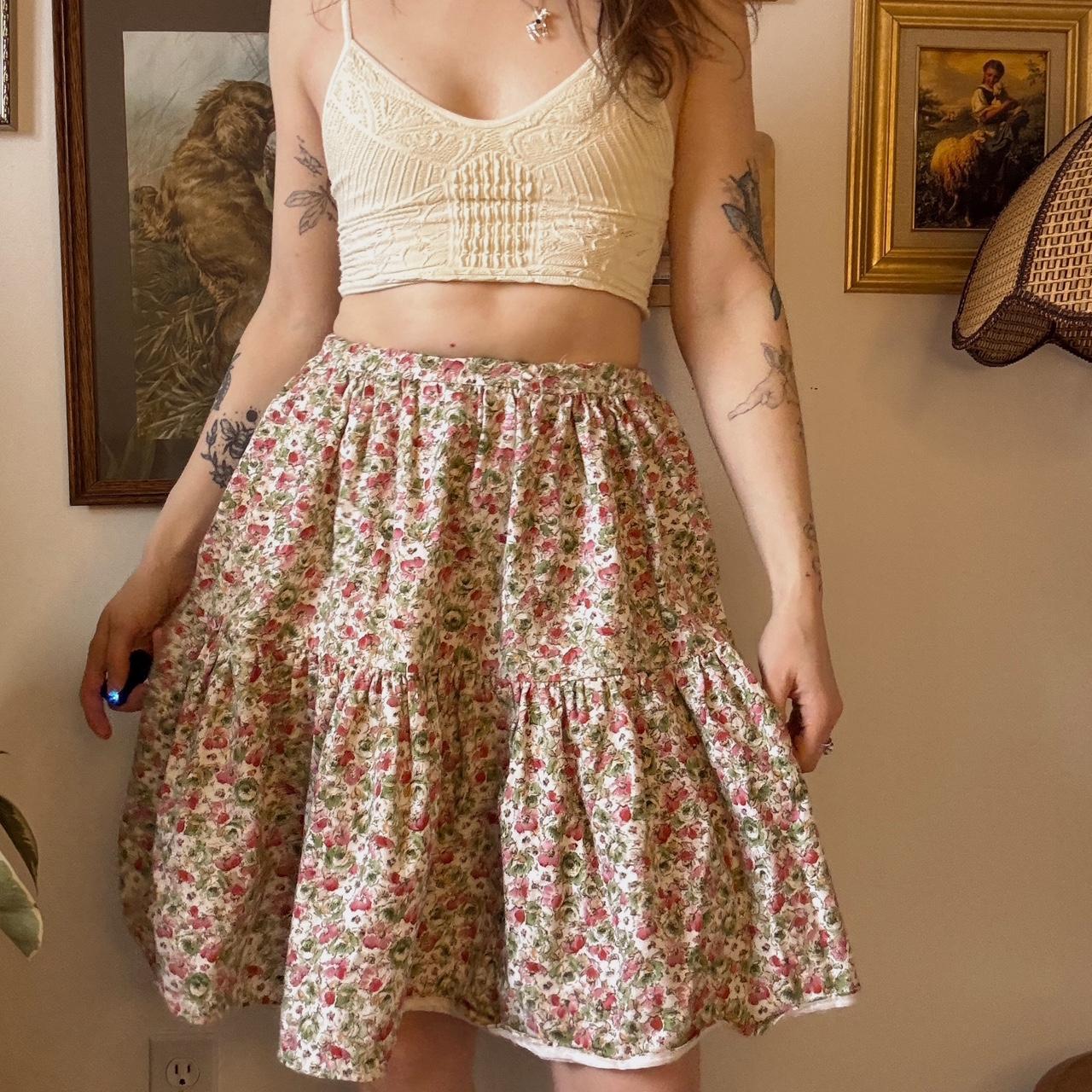 Pink floral tiered midi skirt (XXS)
