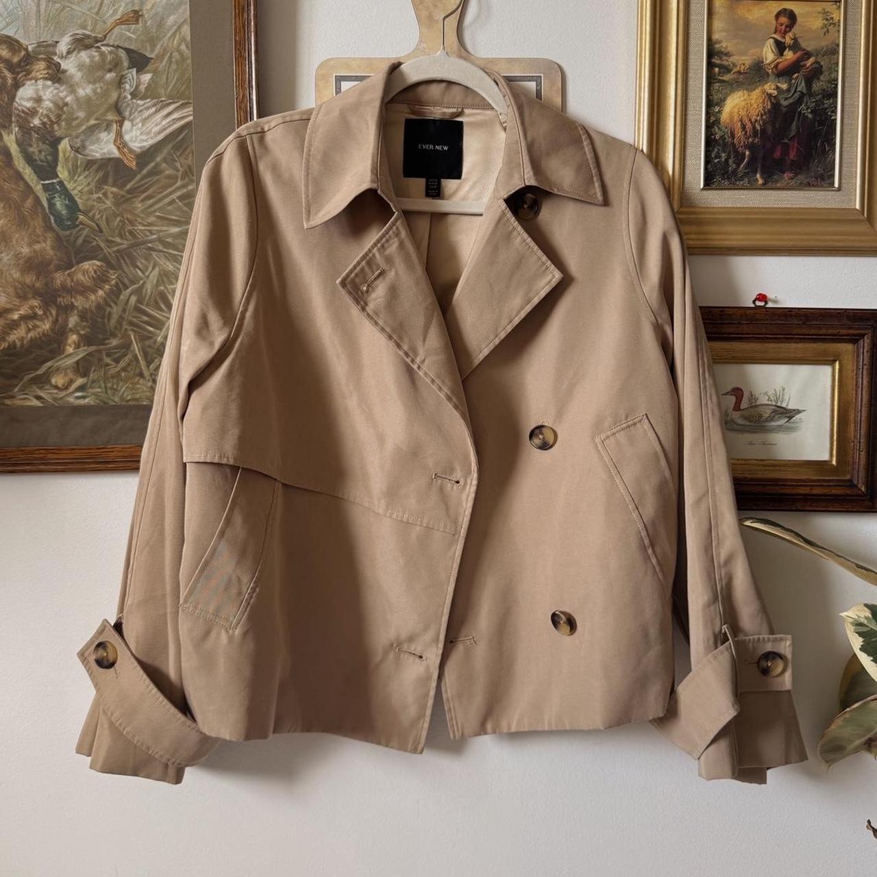 Tan cropped trench coat (M)