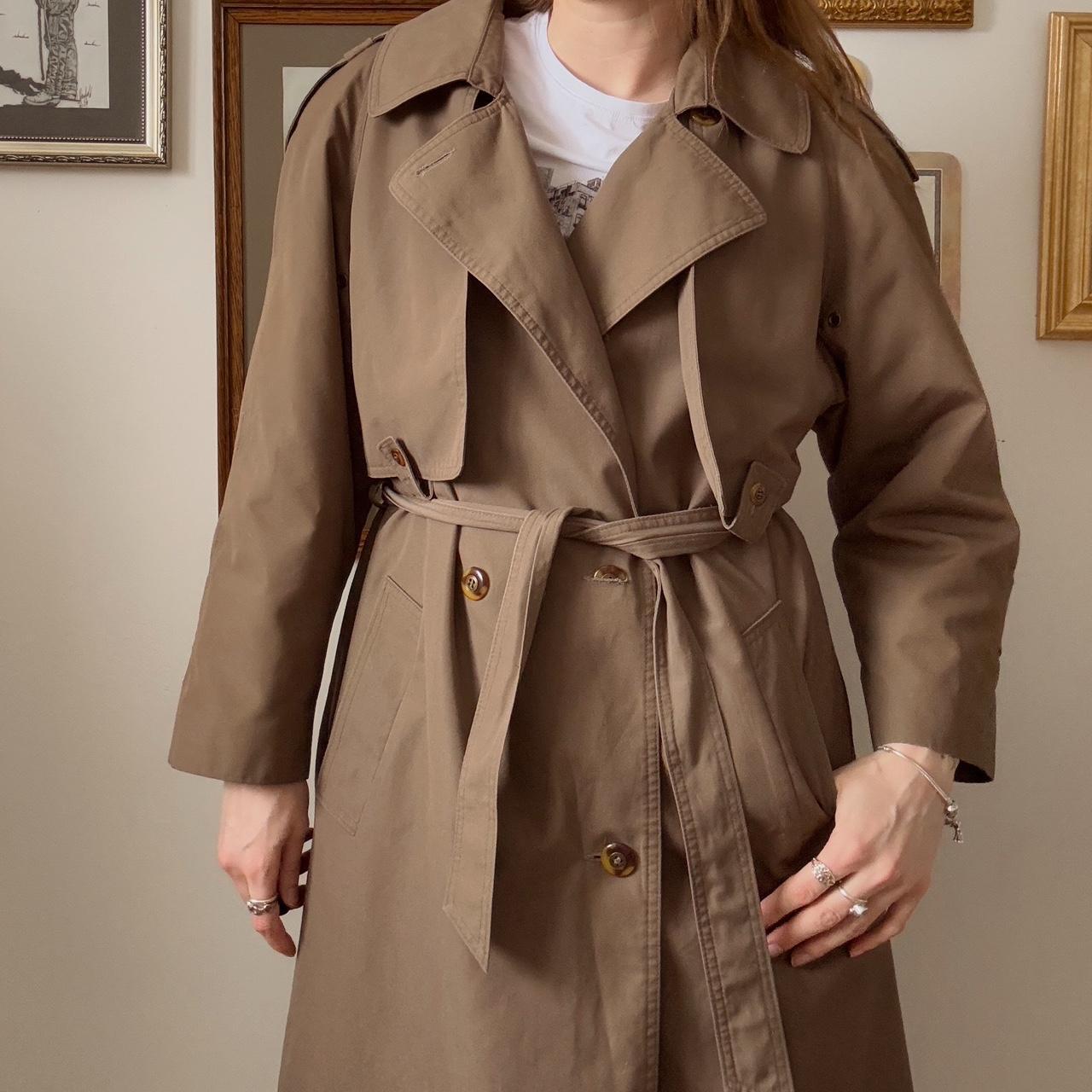 Vintage long trench coat (M)
