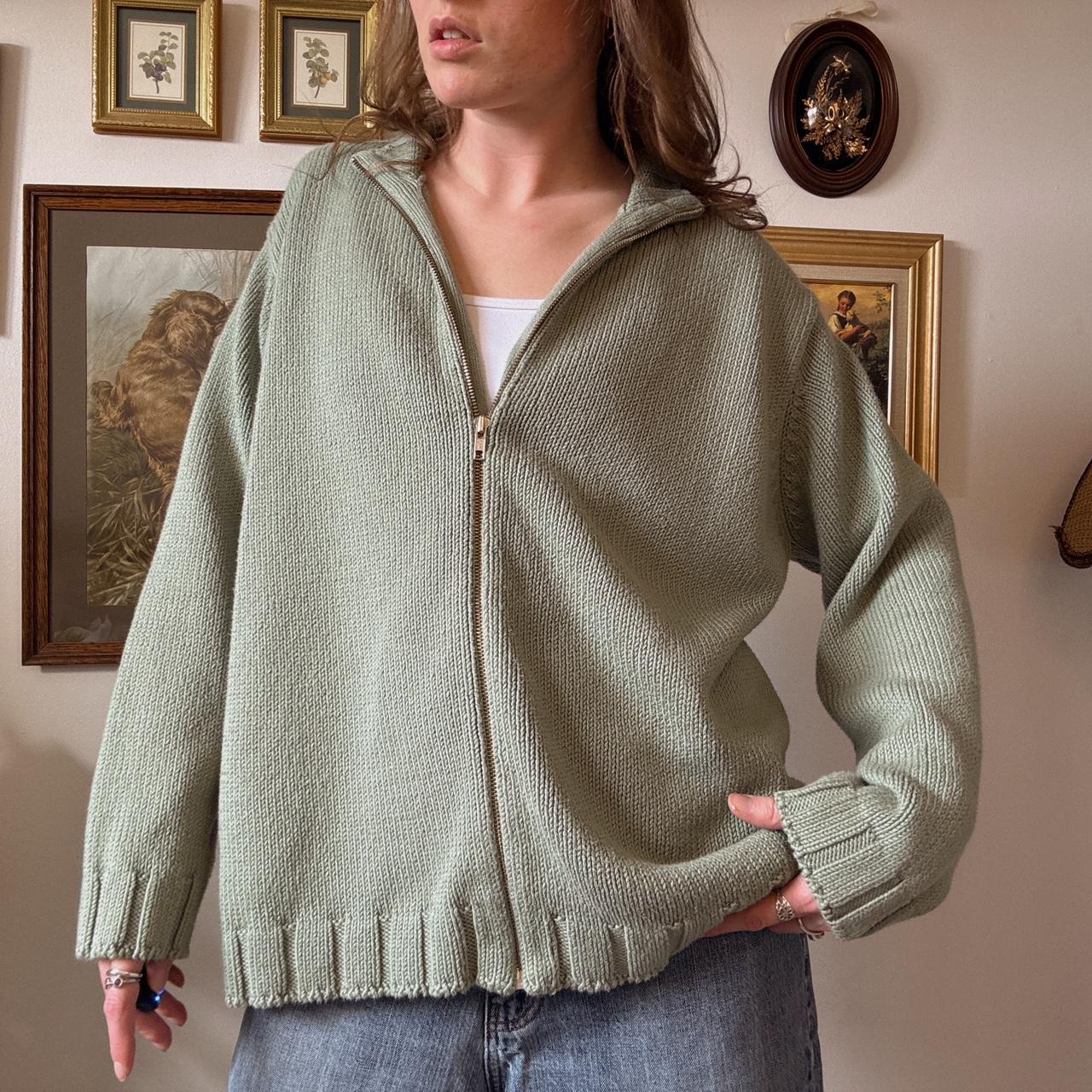 Sage green knit jumper (XL)