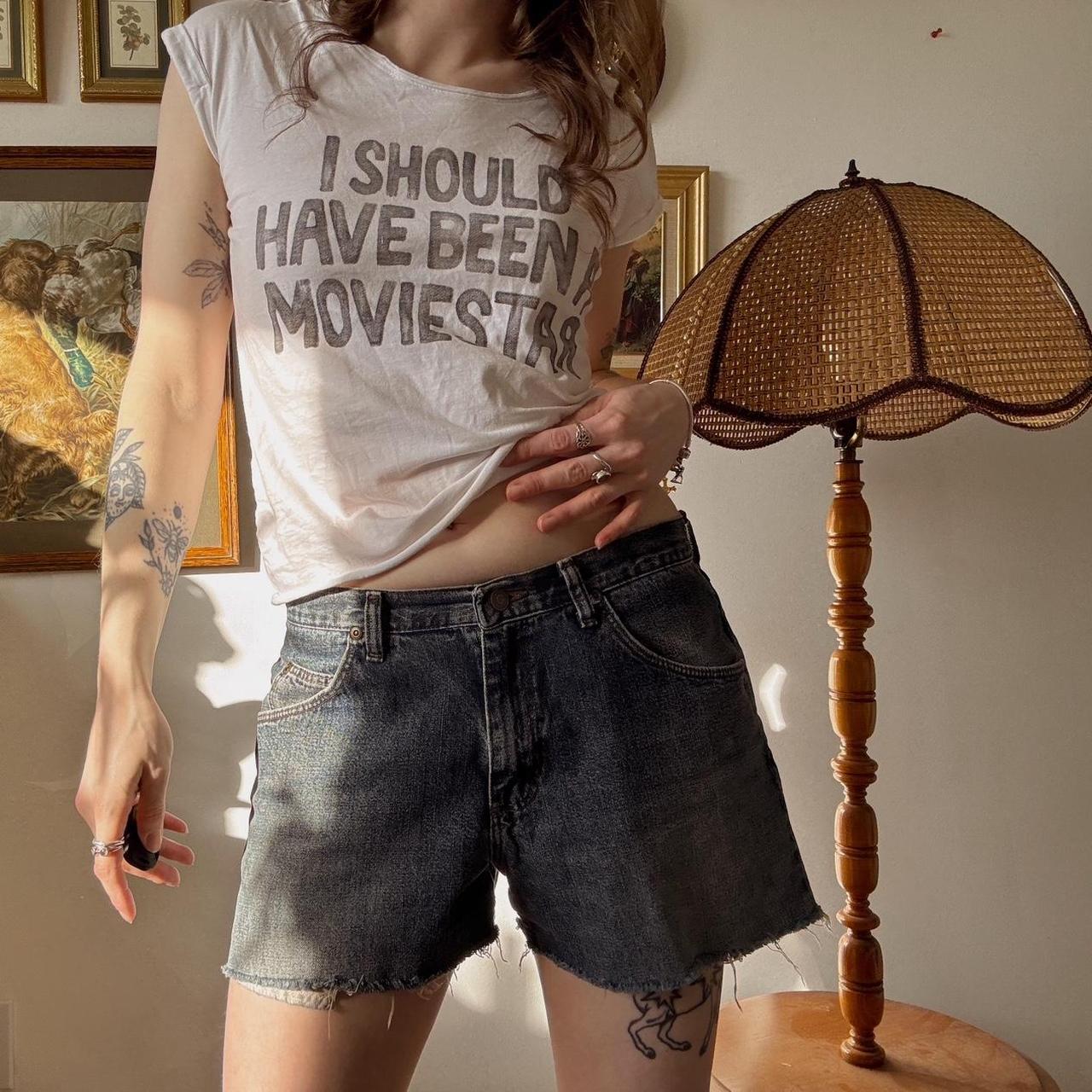 Vintage wrangler denim shorts (32")