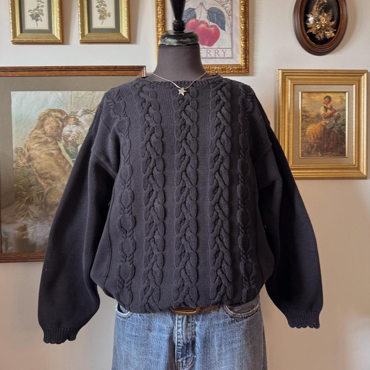 Black cotton cable knit sweater (L)