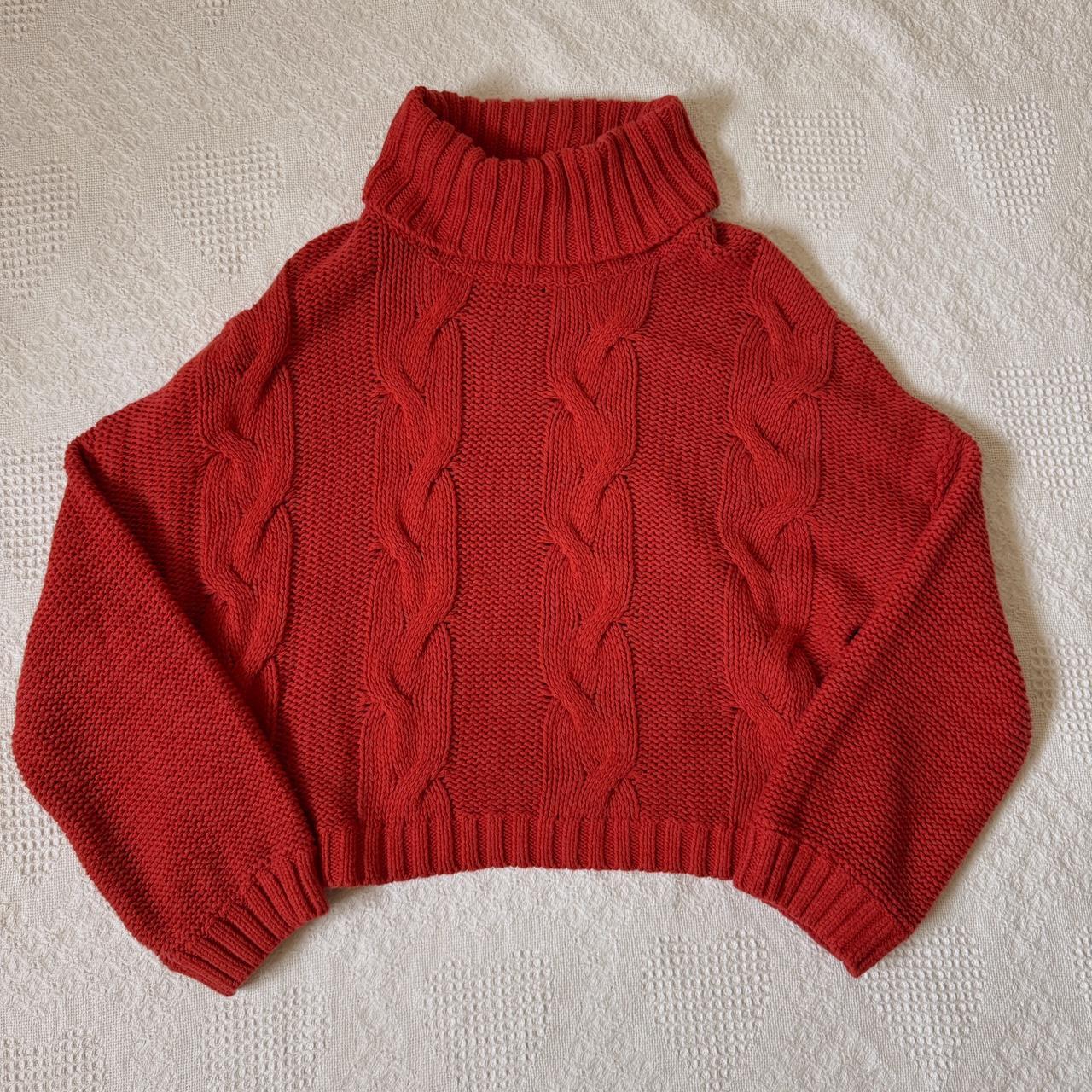 Red cable knit sweater (L)