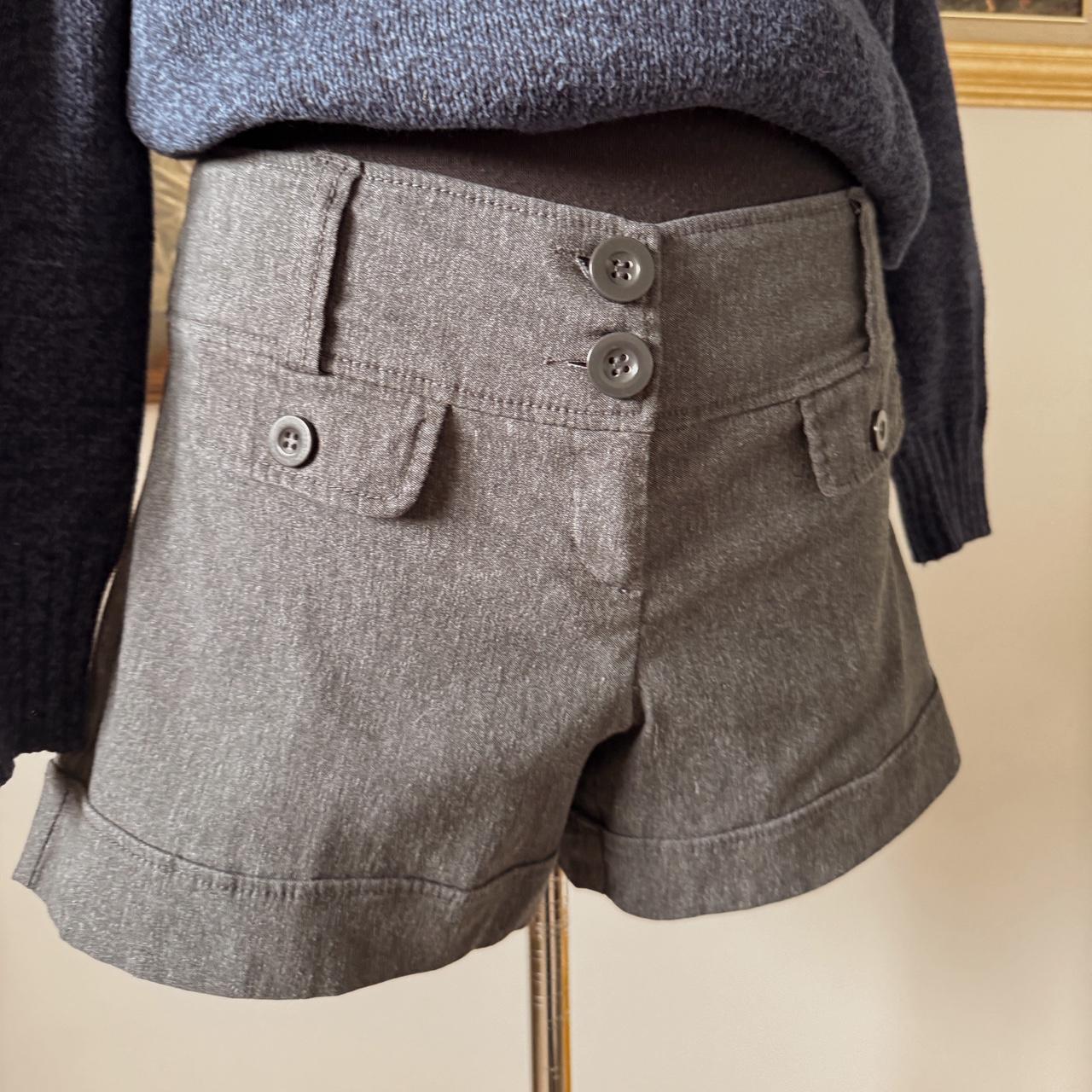 Grey y2k low rise shorts (S)