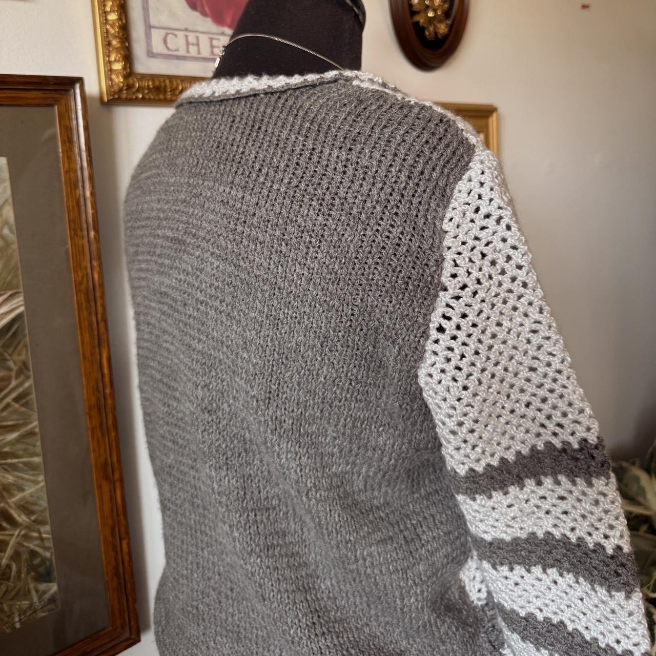 Grey striped knit sweater (S)