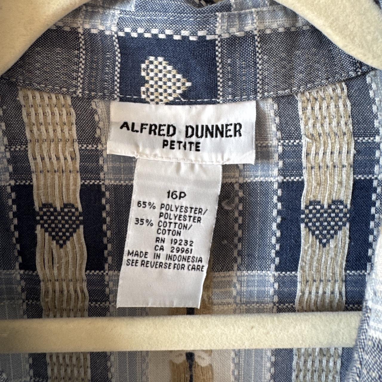 Blue cottage button up (L)