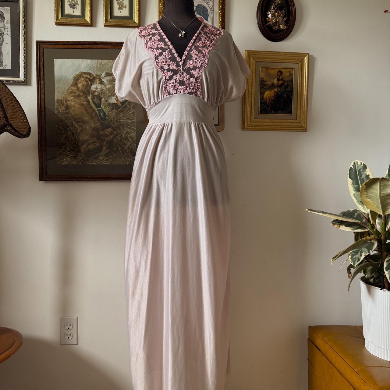 Pink satin lace dress (S/M)