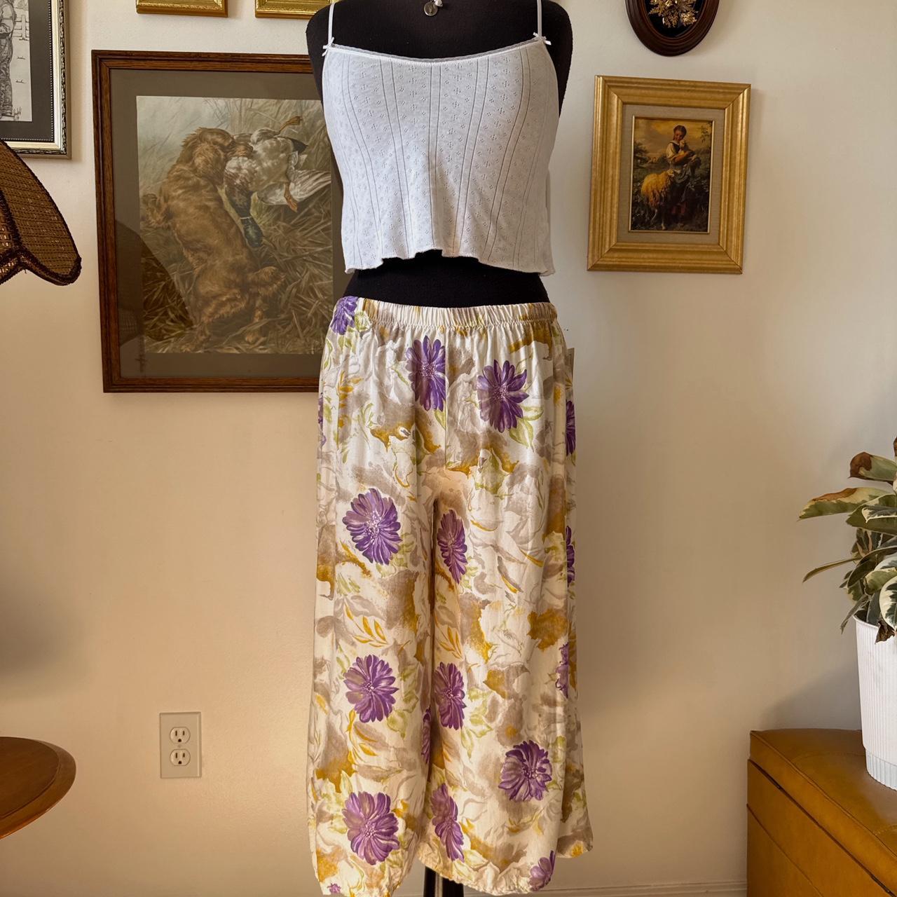 Wide leg flowy capri pants (S)