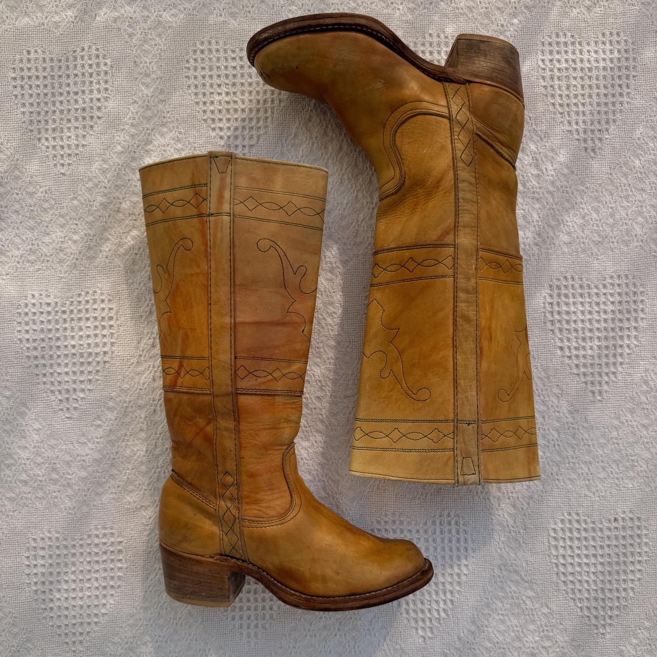 Tan leather campus boots (7.5)