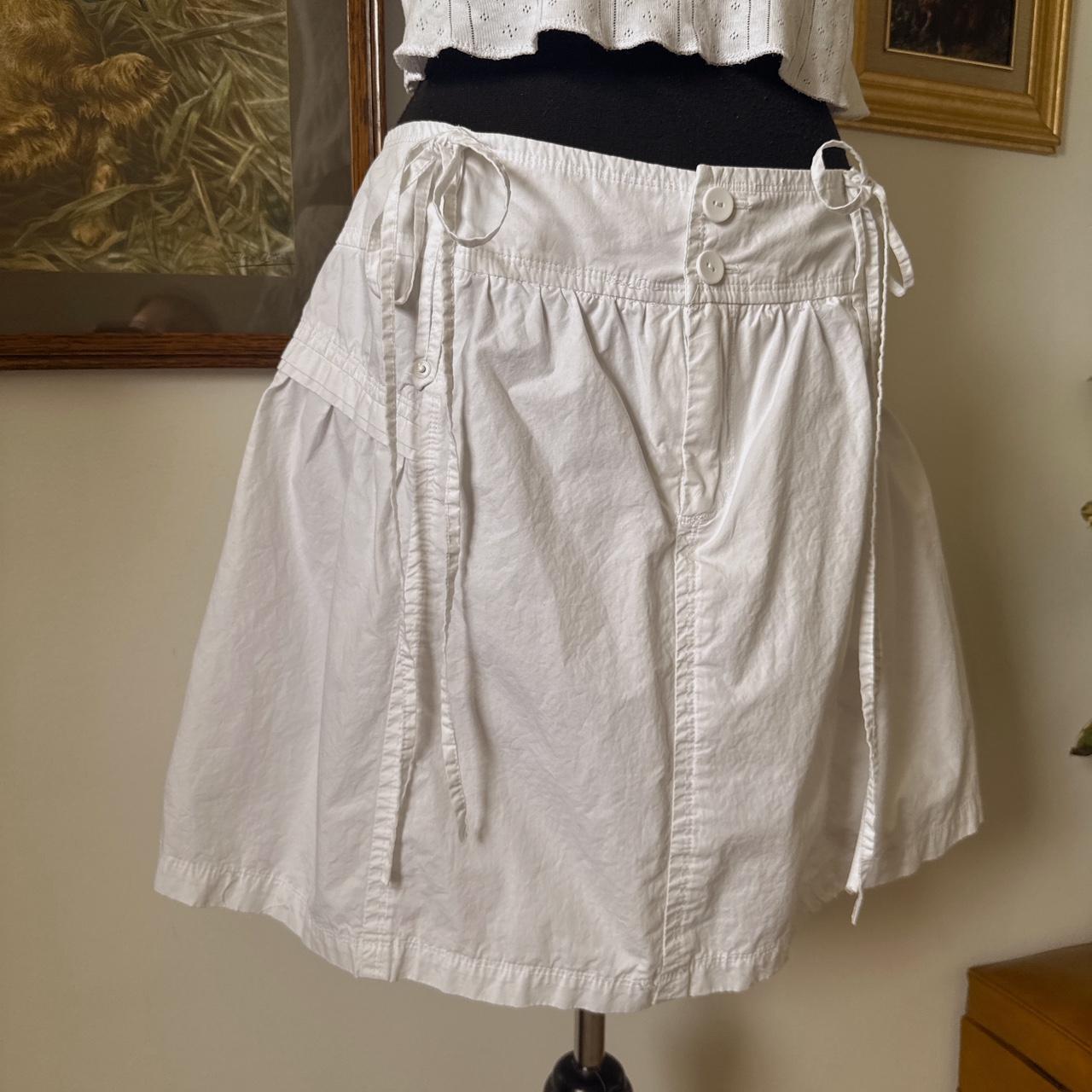 White bow gathered mini skirt (L)