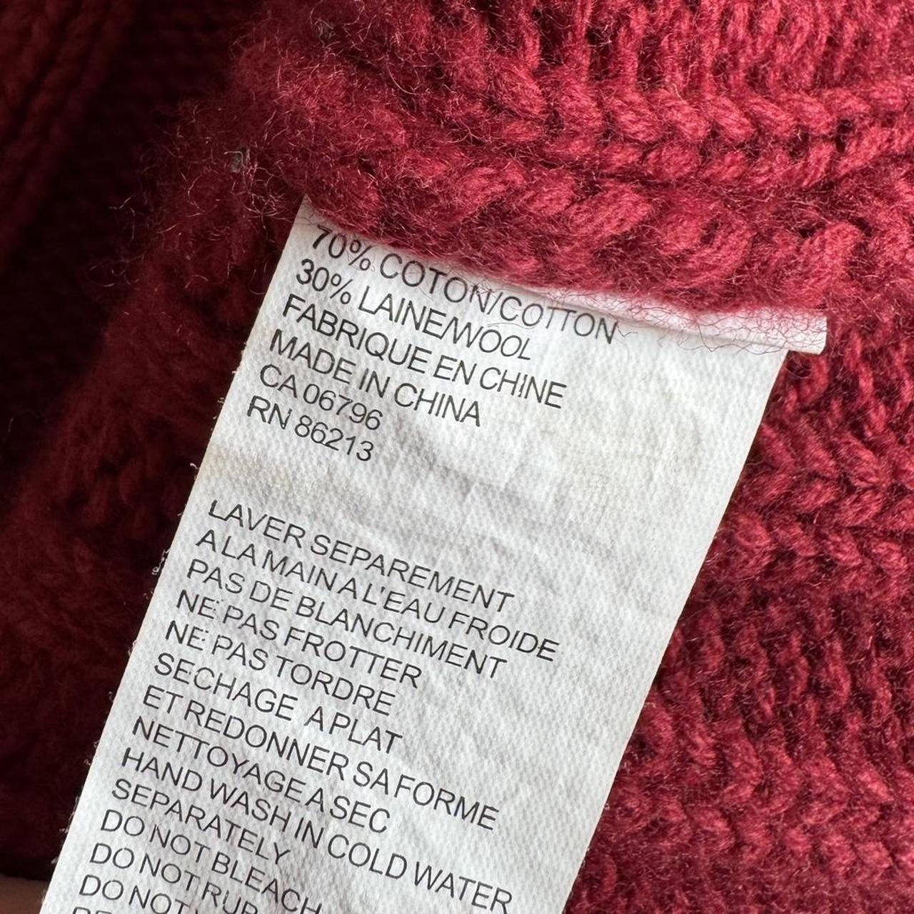 Cherry red knit sweater (XL)
