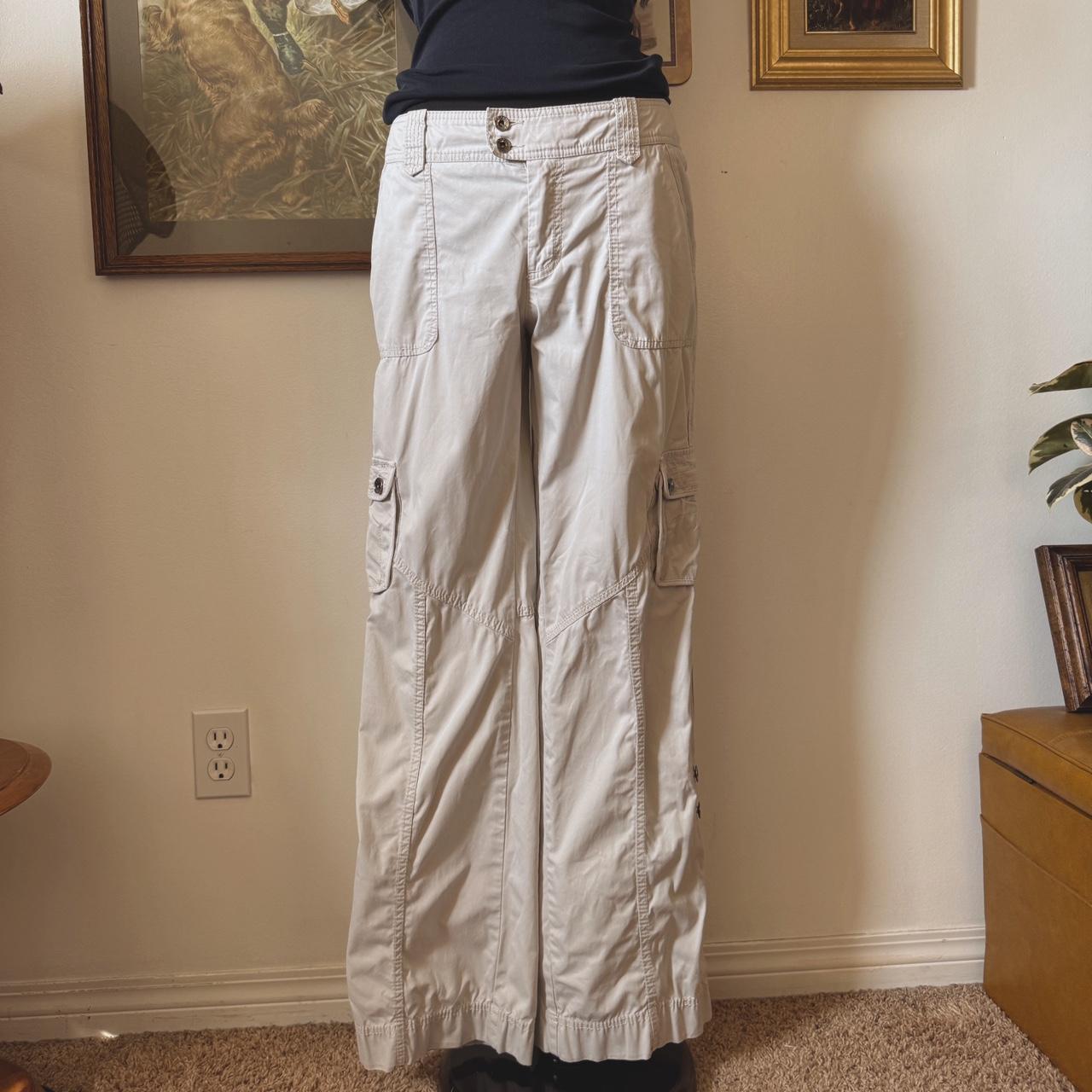 Cream wide leg cargo pants (M)