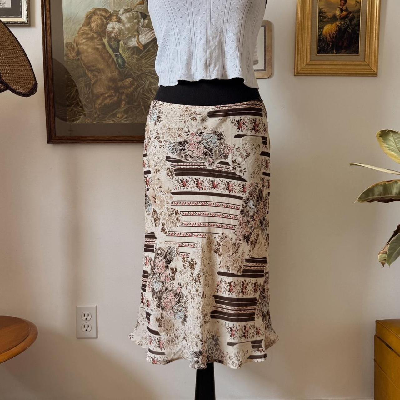 Cream floral midi skirt (S/M)