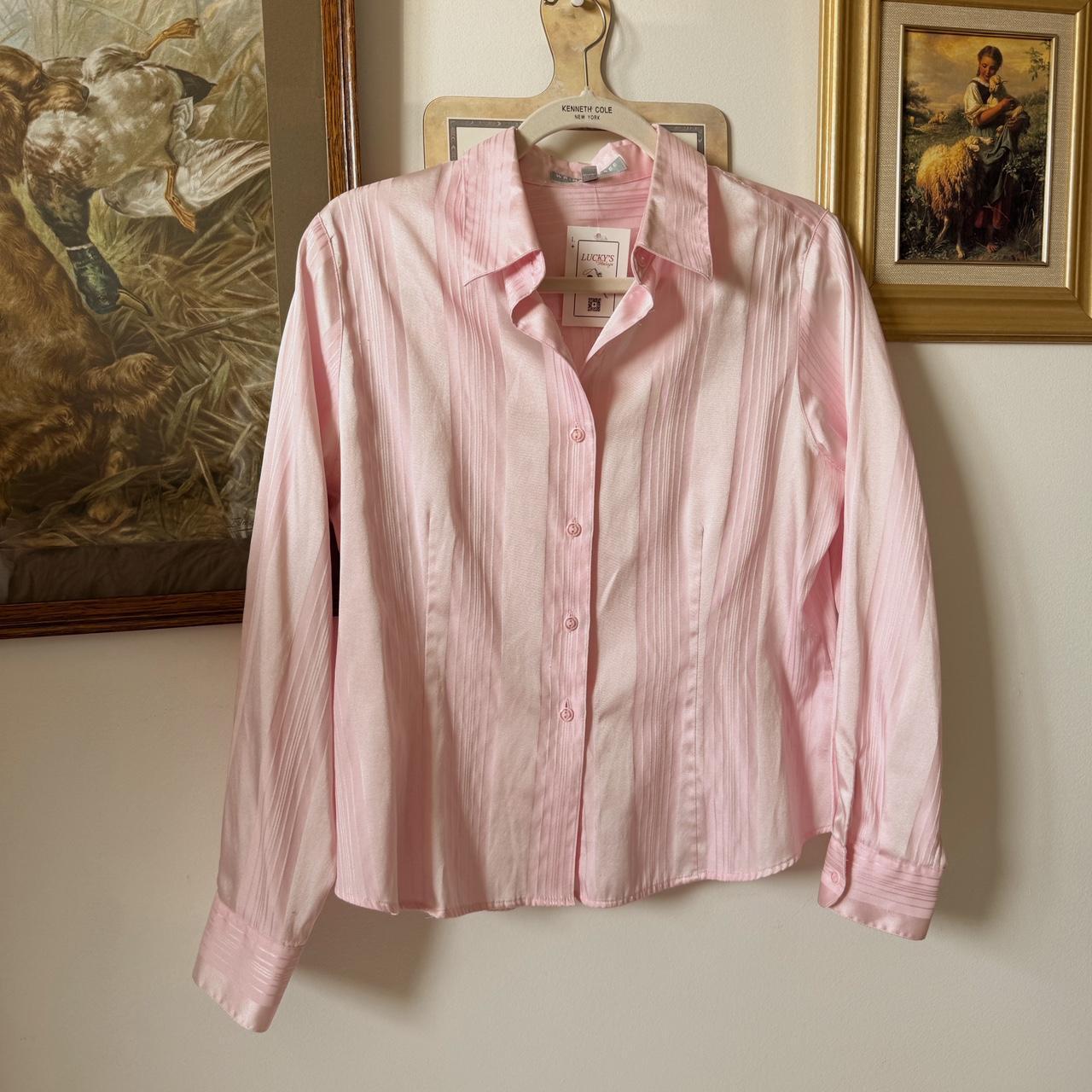Soft pink button up (M)