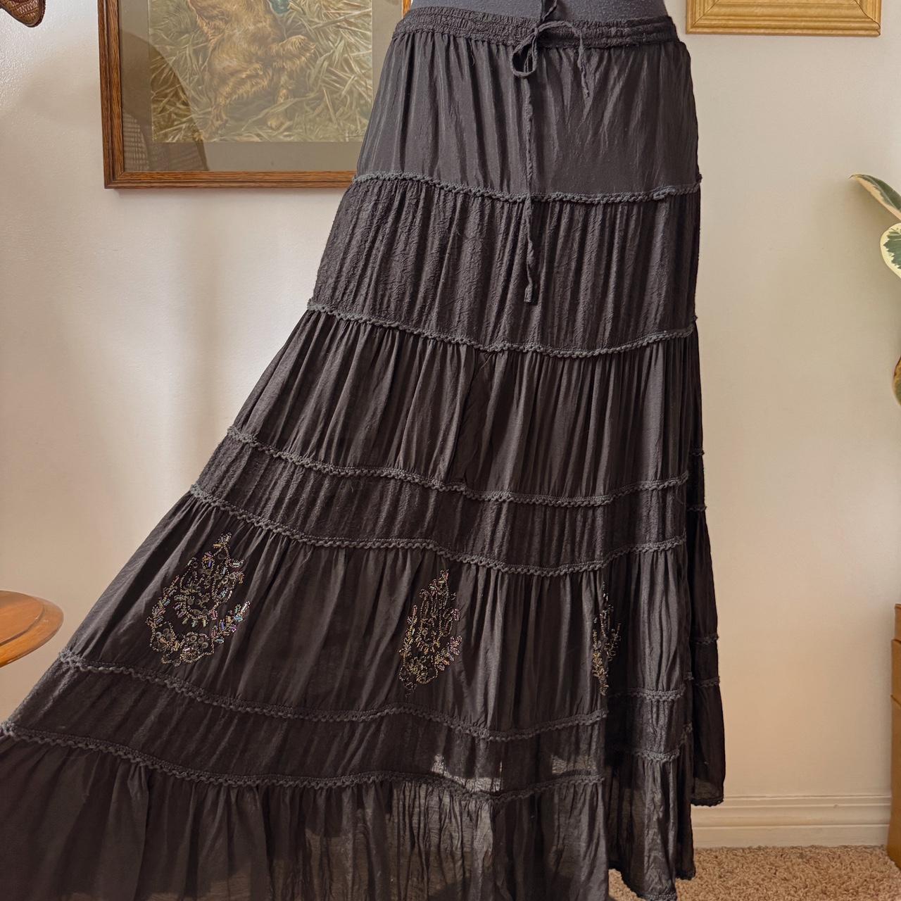 Black boho maxi skirt (S)