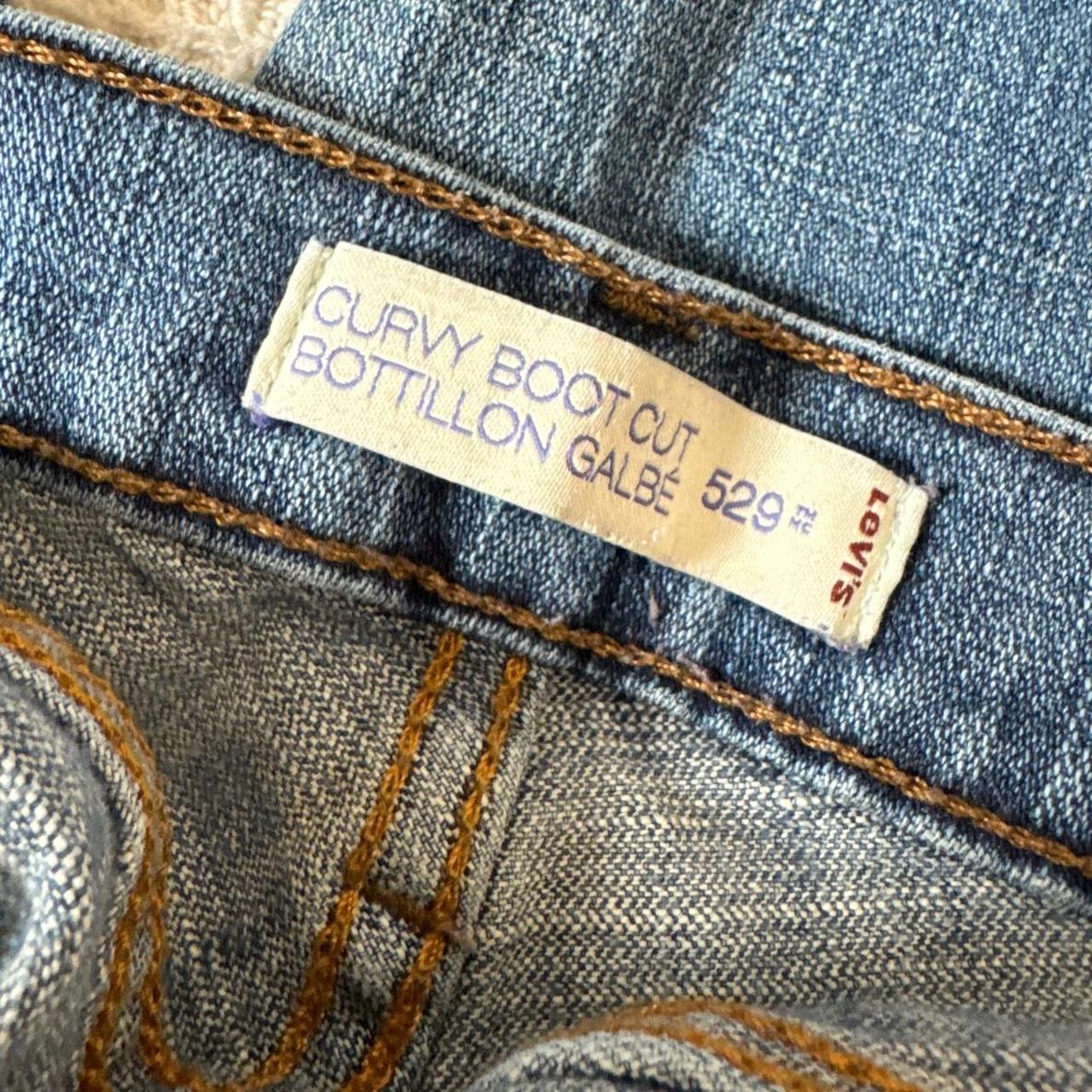Levis bootcut jeans (S)