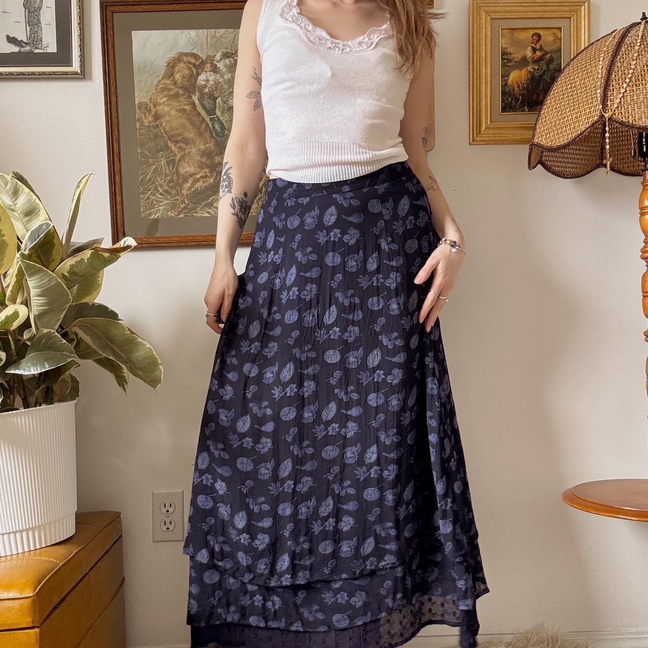 Vintage navy whimsical maxi skirt (L)