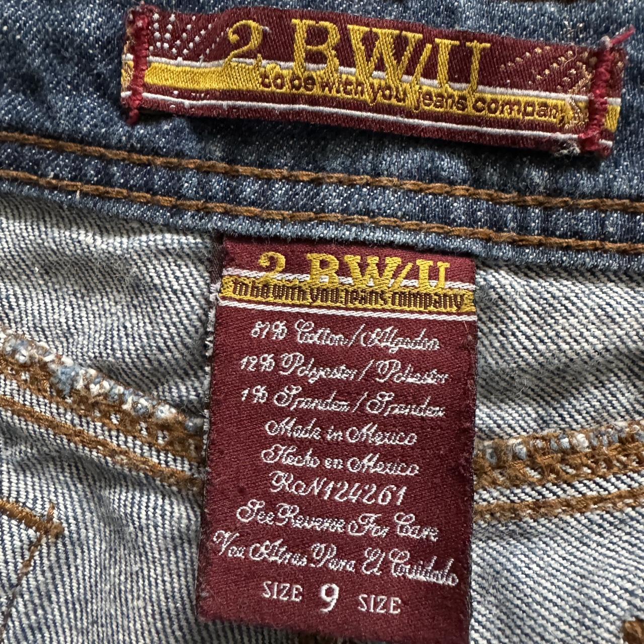 Y2k low rise jean shorts (S/M)
