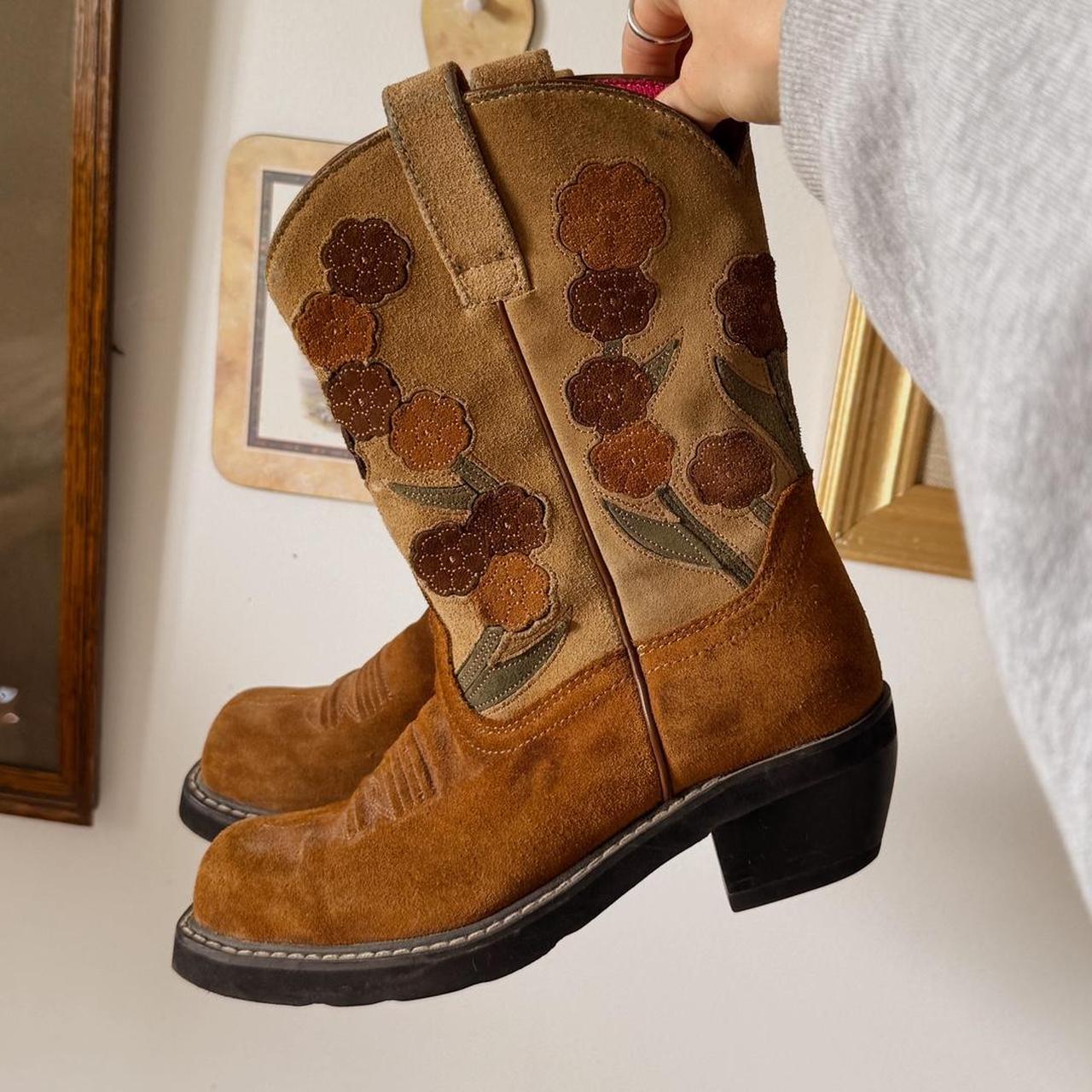 Suede floral cowgirl boots (8)