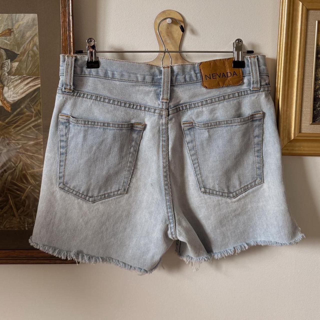 90s light wash denim shorts (30")