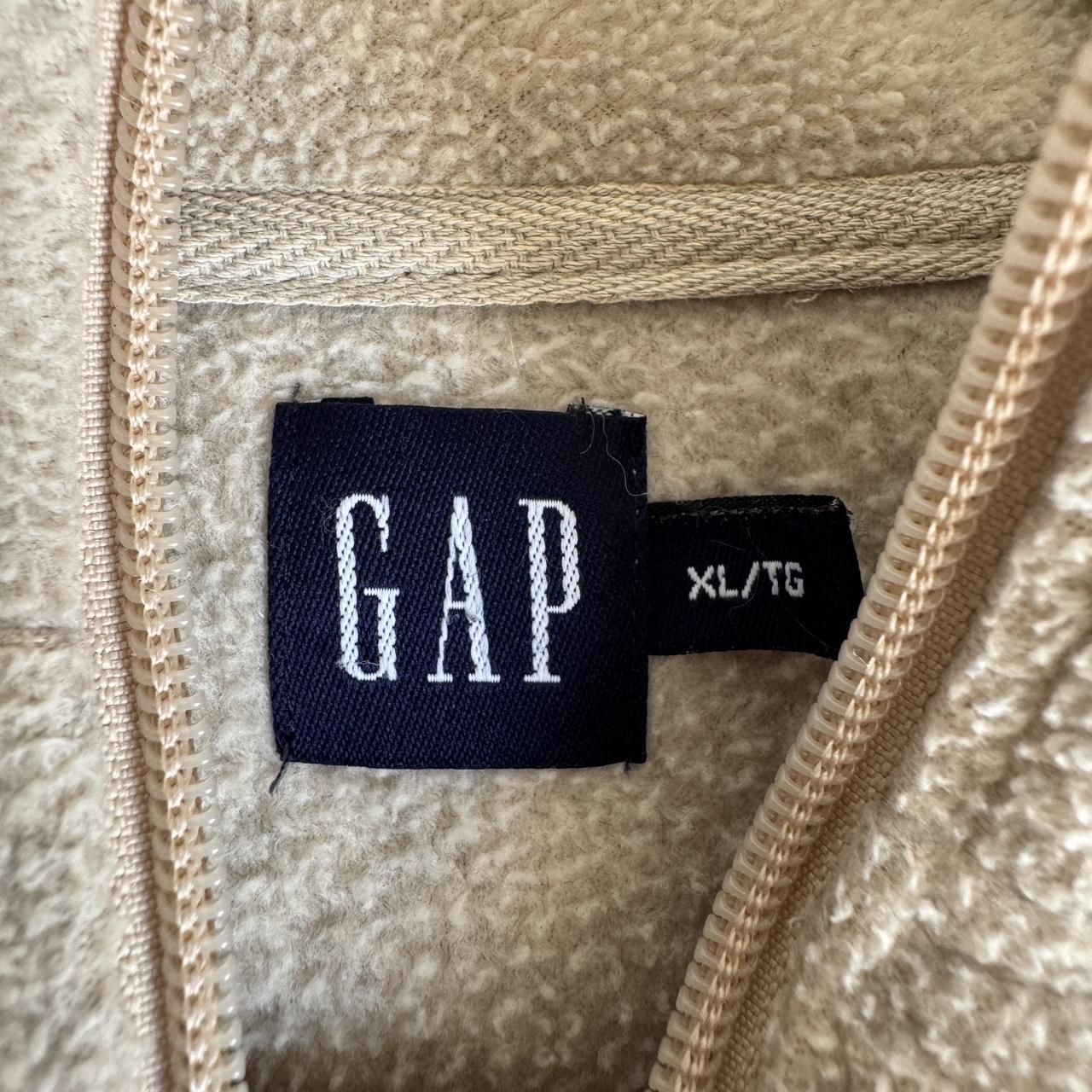 Cream zip up fleece (M)