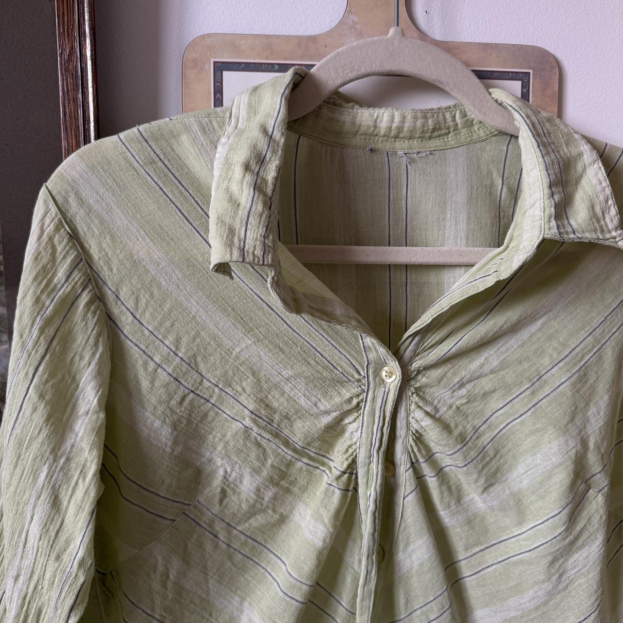 Y2K sage button up blouse (S)