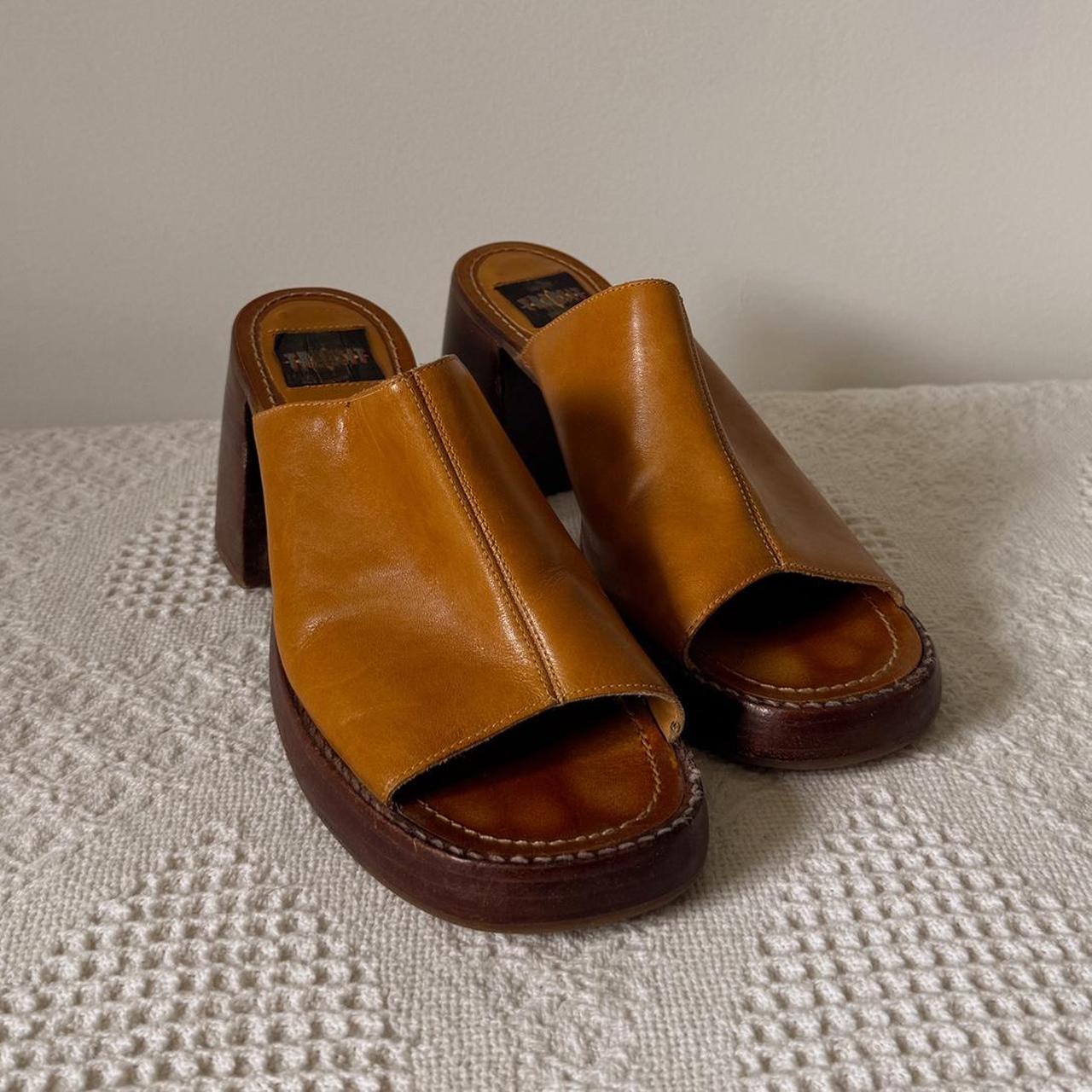 Chunky leather sandals (8)