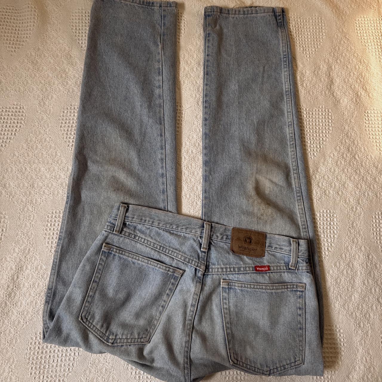 Baggy light wash wrangler jeans (33")